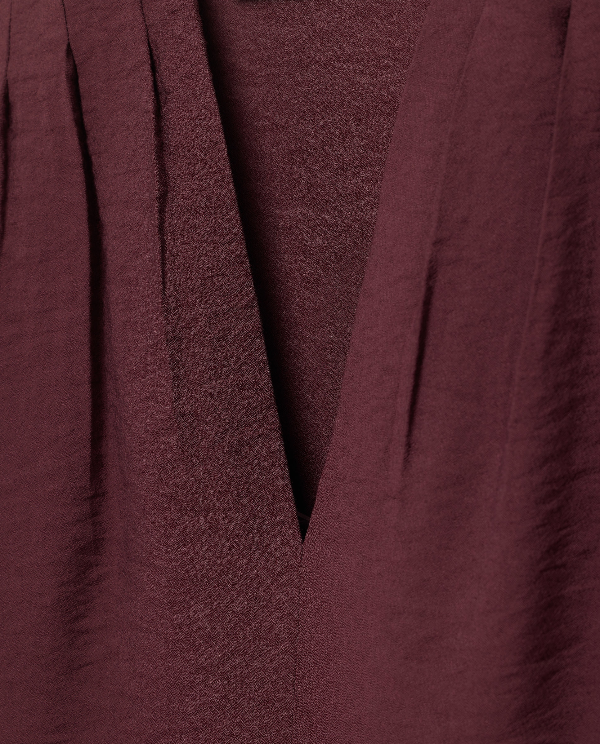 Blusa com Textura Decote em Bico e Manga Comprida Bordeaux-5