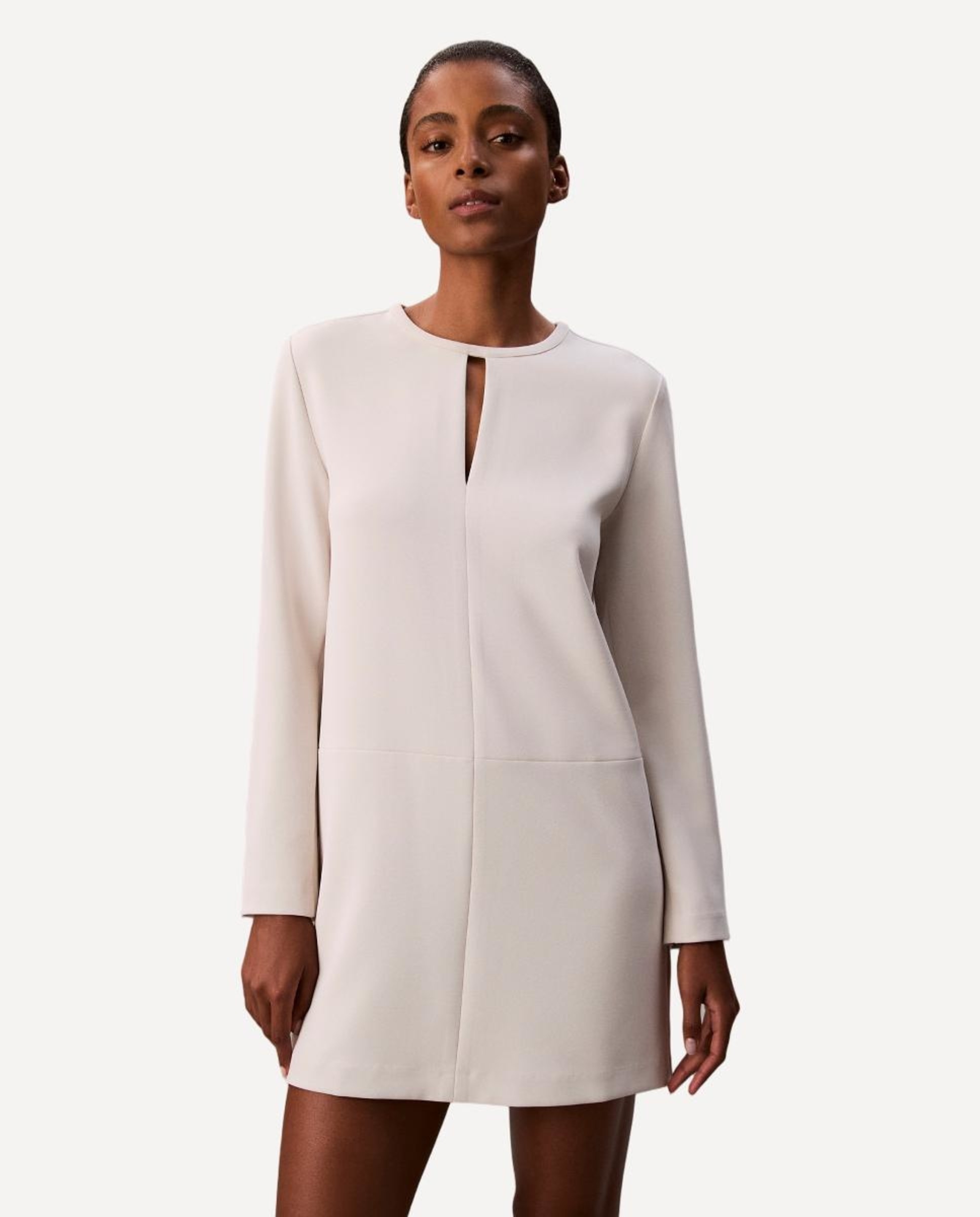 Vestido Curto de Crepe Branco-2