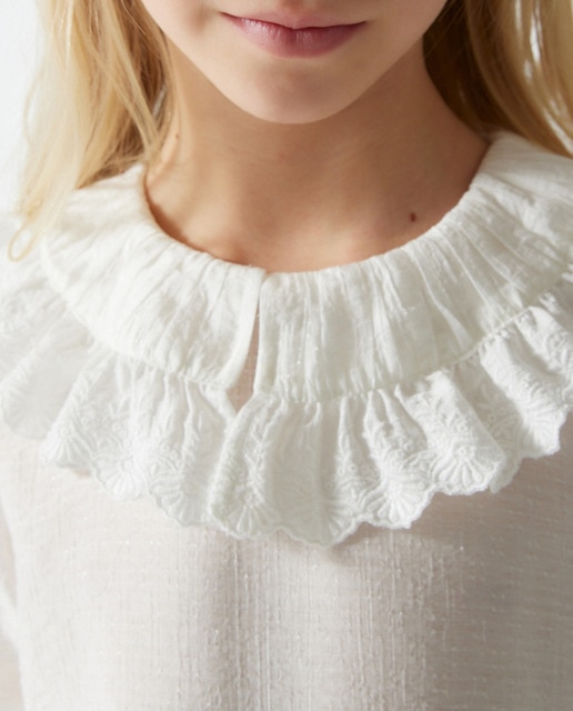 Imagen 0 de Blusa de ceremonia de niña con cuello fruncido