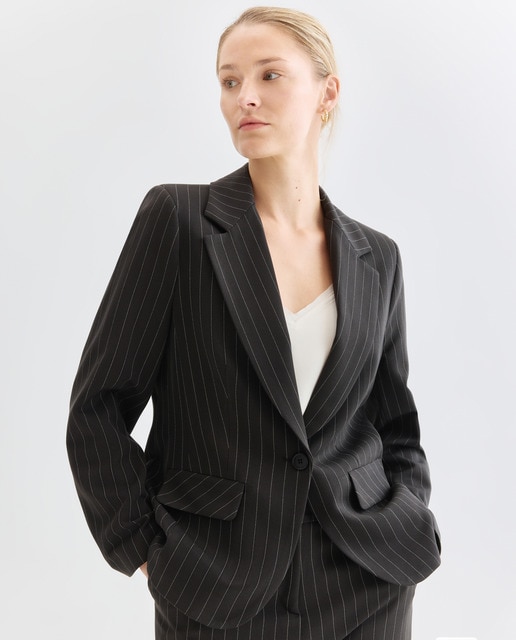 Imagen 0 de Chaqueta de mujer liso con rayas