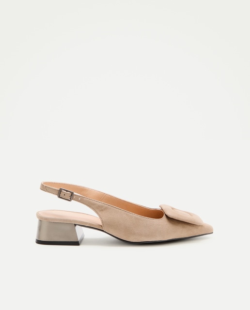 Imagem 0 de Sapatos de Salto Tipo Mules com Adorno