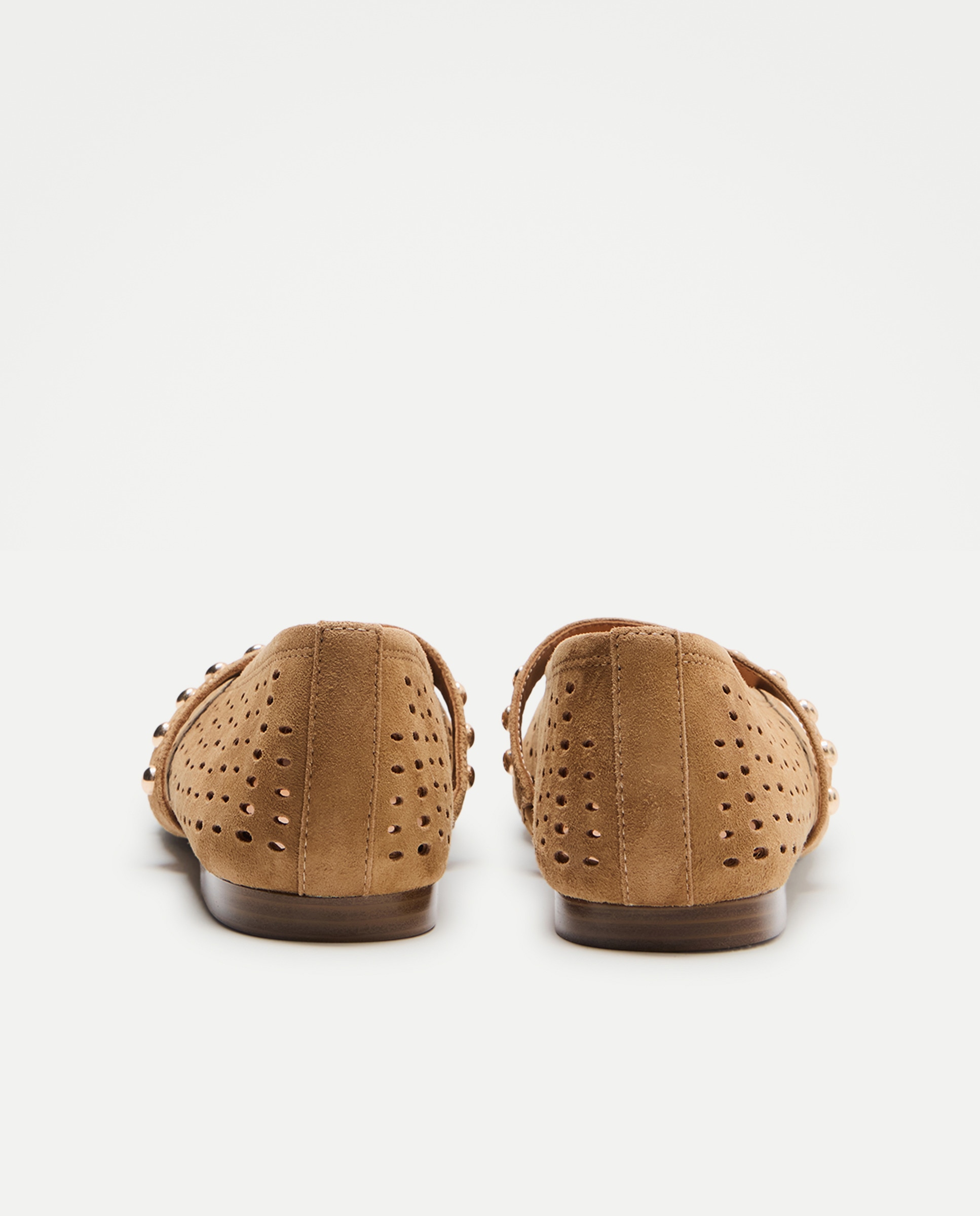 Sapatos Rasos com Adorno Perfurado 730 Camel-3