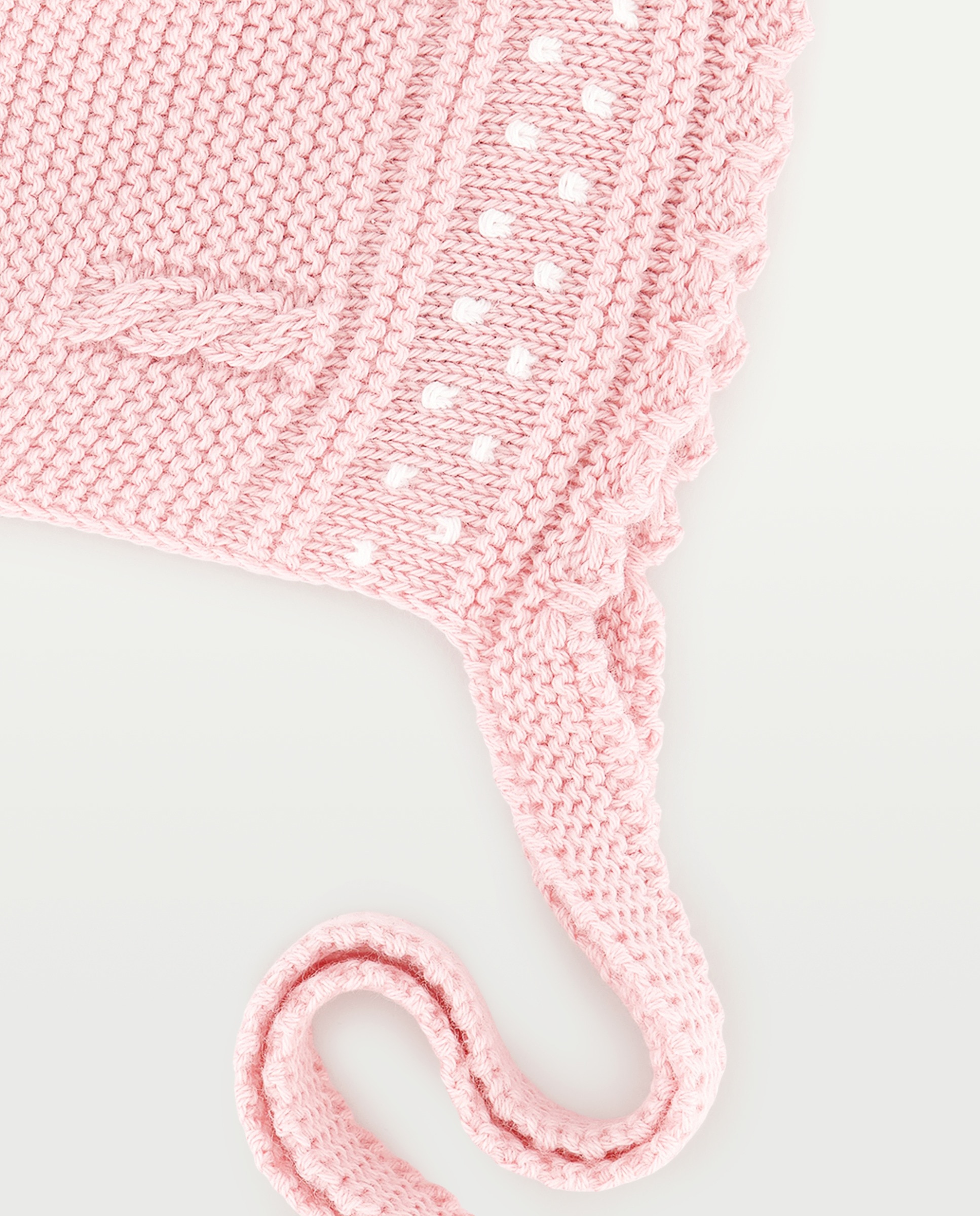 Touca de Tricot com Relevos e Malha do Cabo com Folhos de Bebé 200 Rosa-2