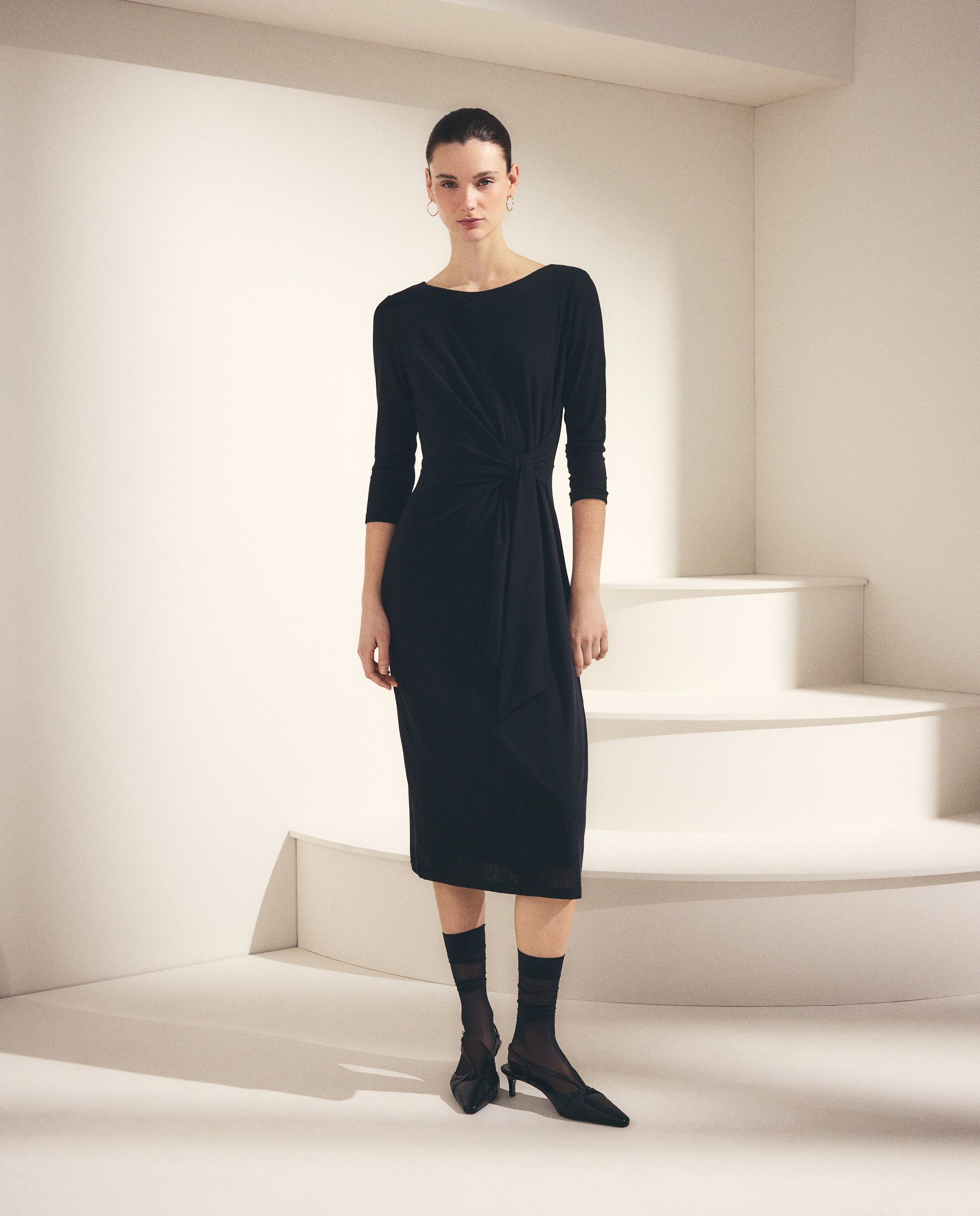 Vestido midi de manga comprida Preto-2