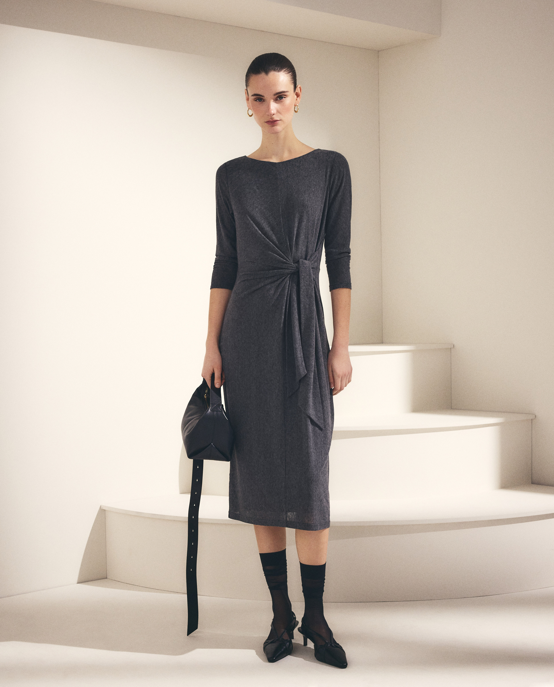 Imagem 0 de Vestido midi de manga comprida