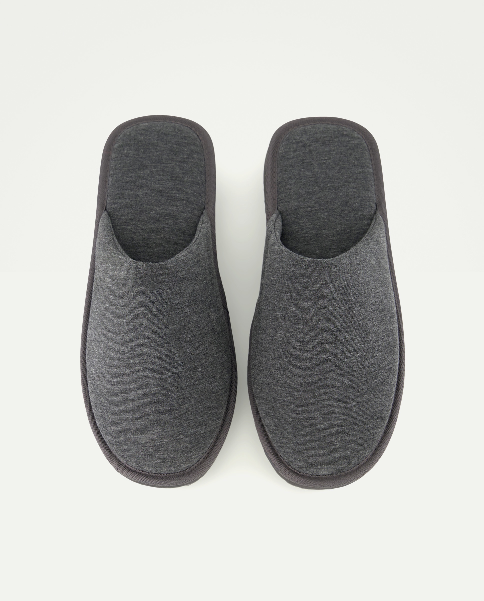Zapatilla jersey de hombre con piso ligero 820 Gris medio-4