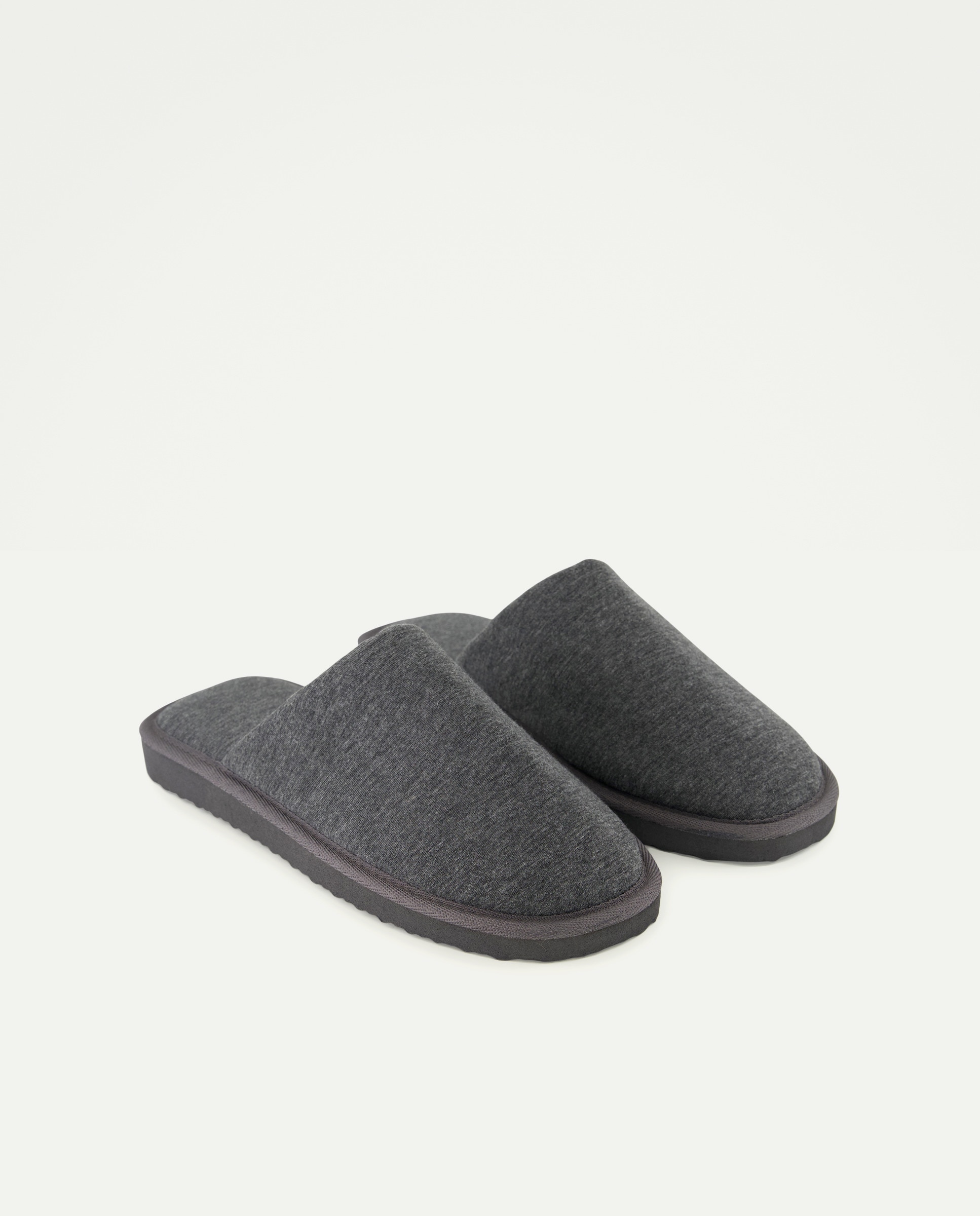 Zapatilla jersey de hombre con piso ligero 820 Gris medio-2