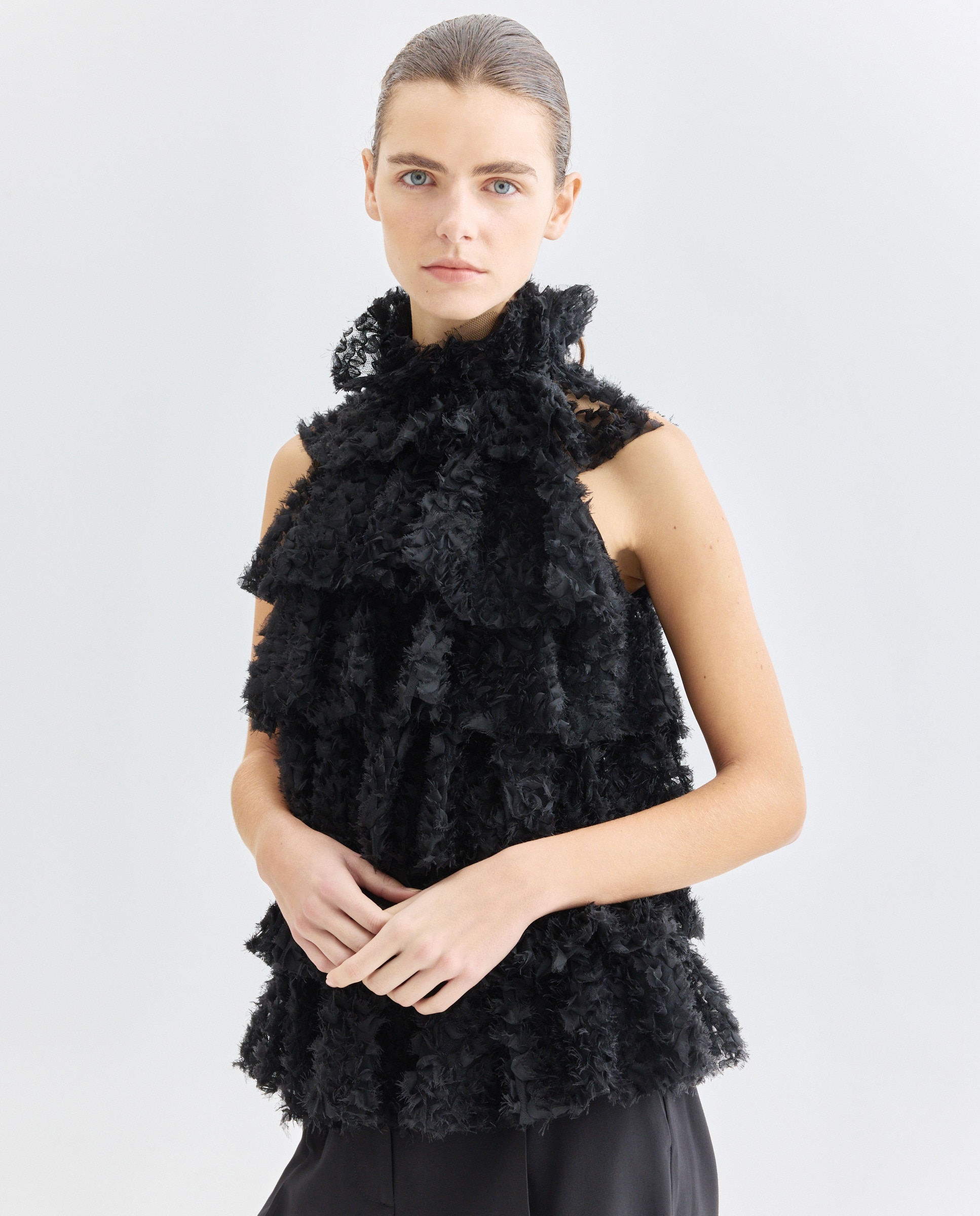 Top de Malha com Folhos Preto-1