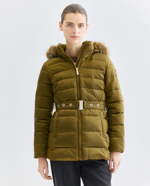 Imagem 0 de Blusão Acolchoado Curto Cintado com Cinto e Capuz