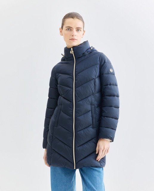 Imagem 0 de Blusão acolchoado comprido de mulher com capuz