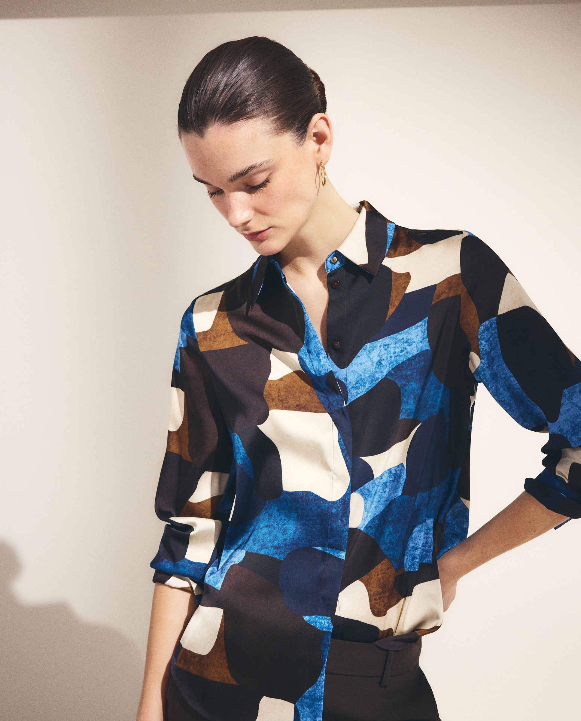 Blusa de Manga Comprida com Estampado Azul-2