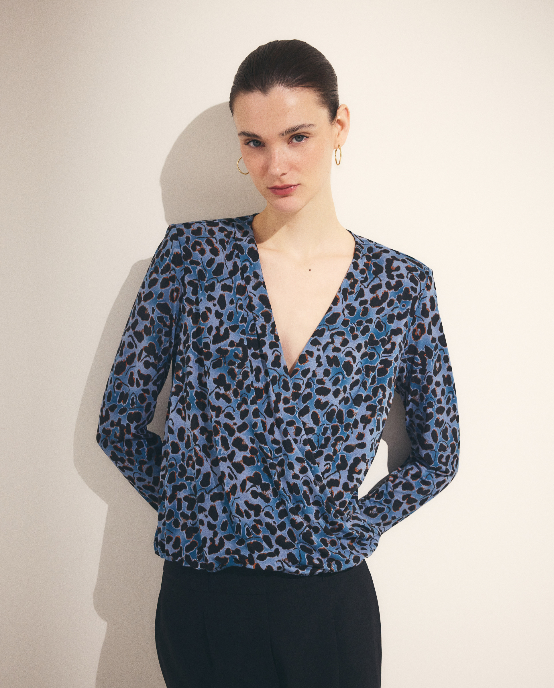 Camisola de Manga Comprida Cruzada com Animal Print Azul-2