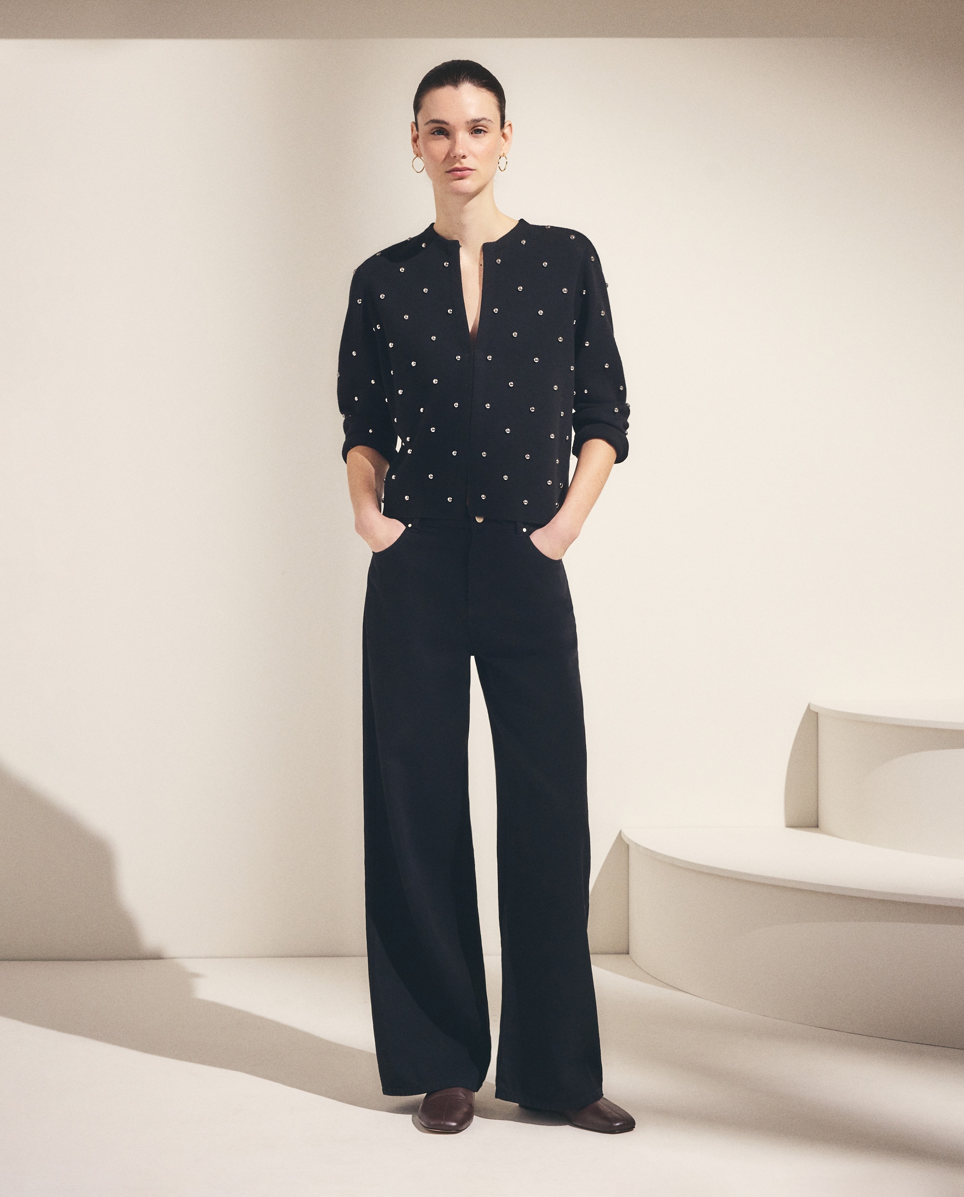 Casaco com Tachas All Over Preto-2