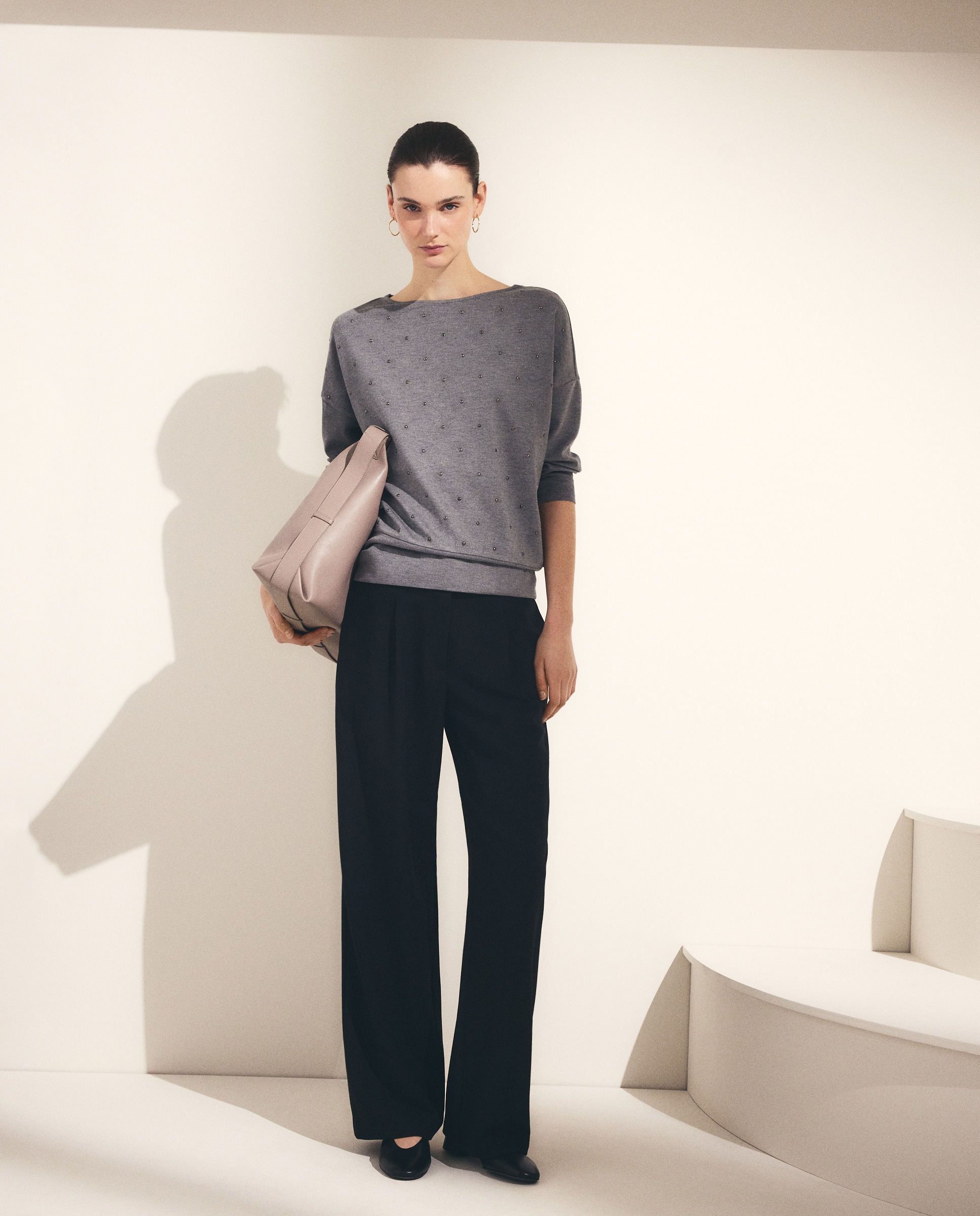 Imagen 0 de Sudadera de viscosa lisa de mujer