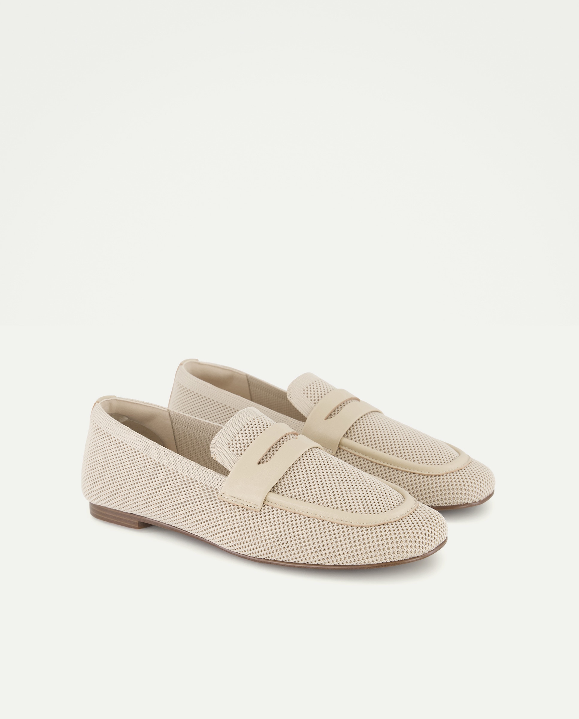 Sapatos Rasos Tipo Mocassins Bege-2