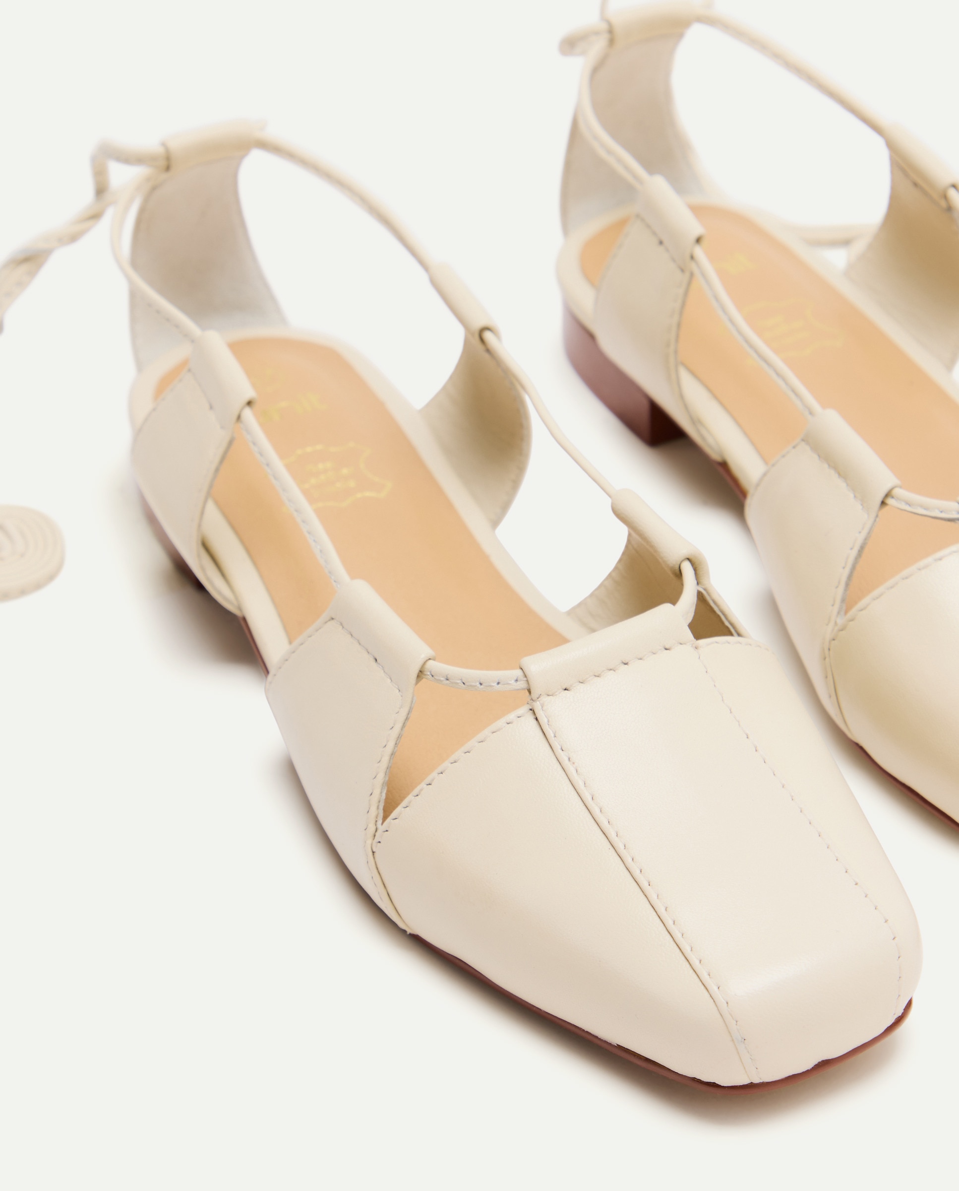 Zapato de mujer de piel abierto 120 Crudo-5