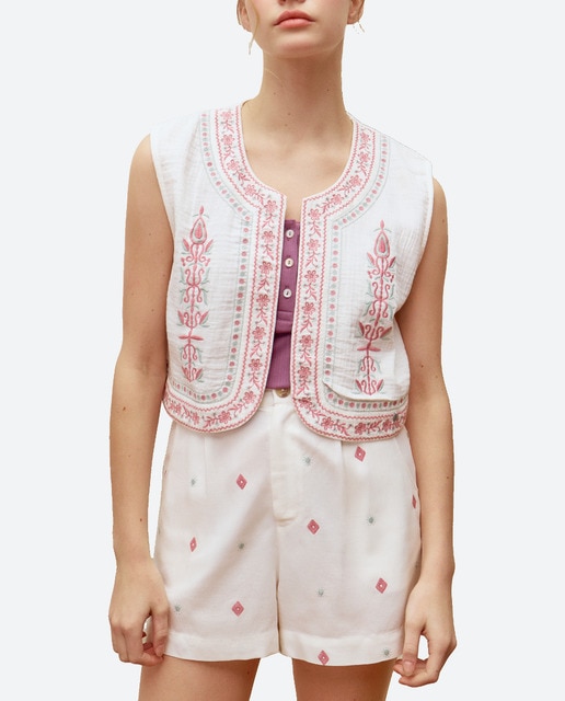 Imagen 0 de Chaleco de mujer bordado