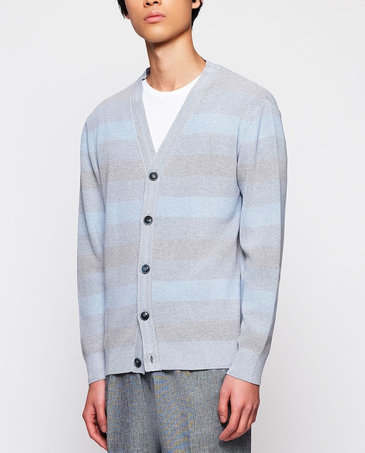 Imagen 0 de Cárdigan de punto rayas horizontales