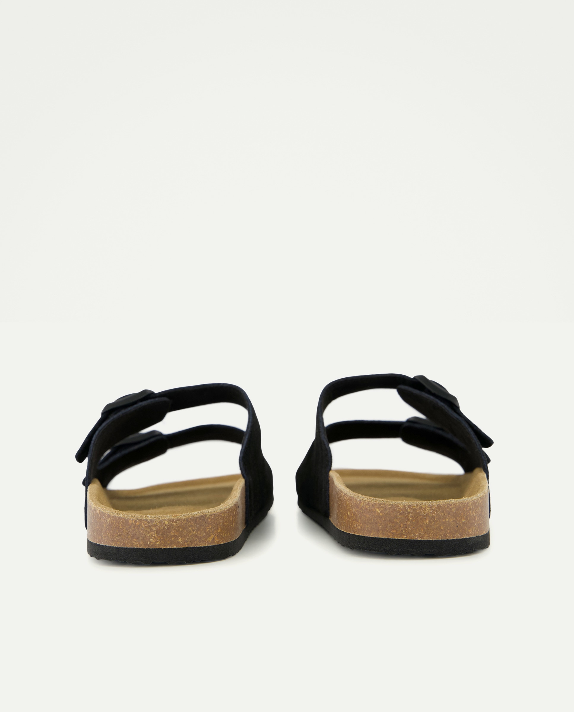 Sandálias com Fivelas Preto-3