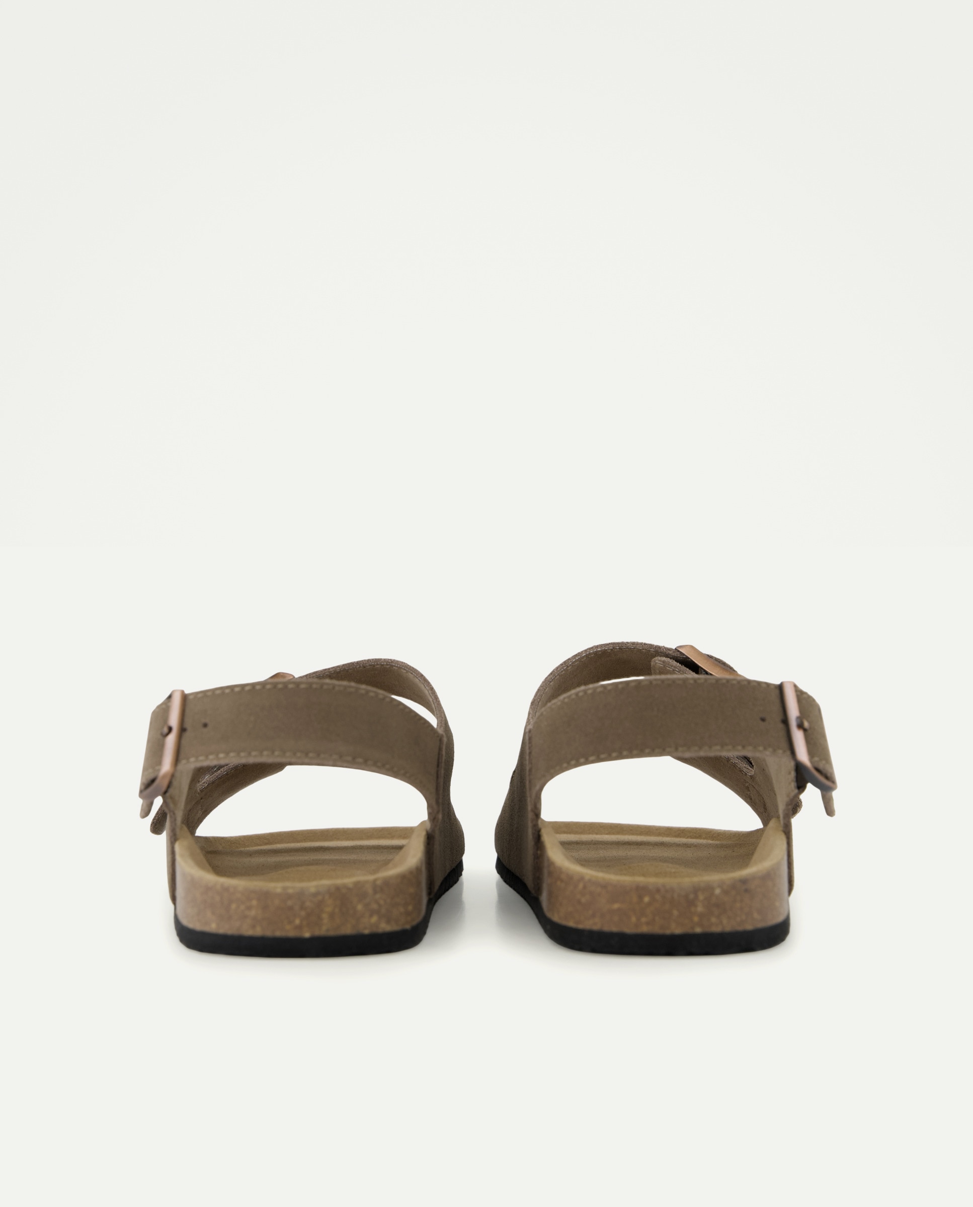 Sandálias Fechadas Castanho-3