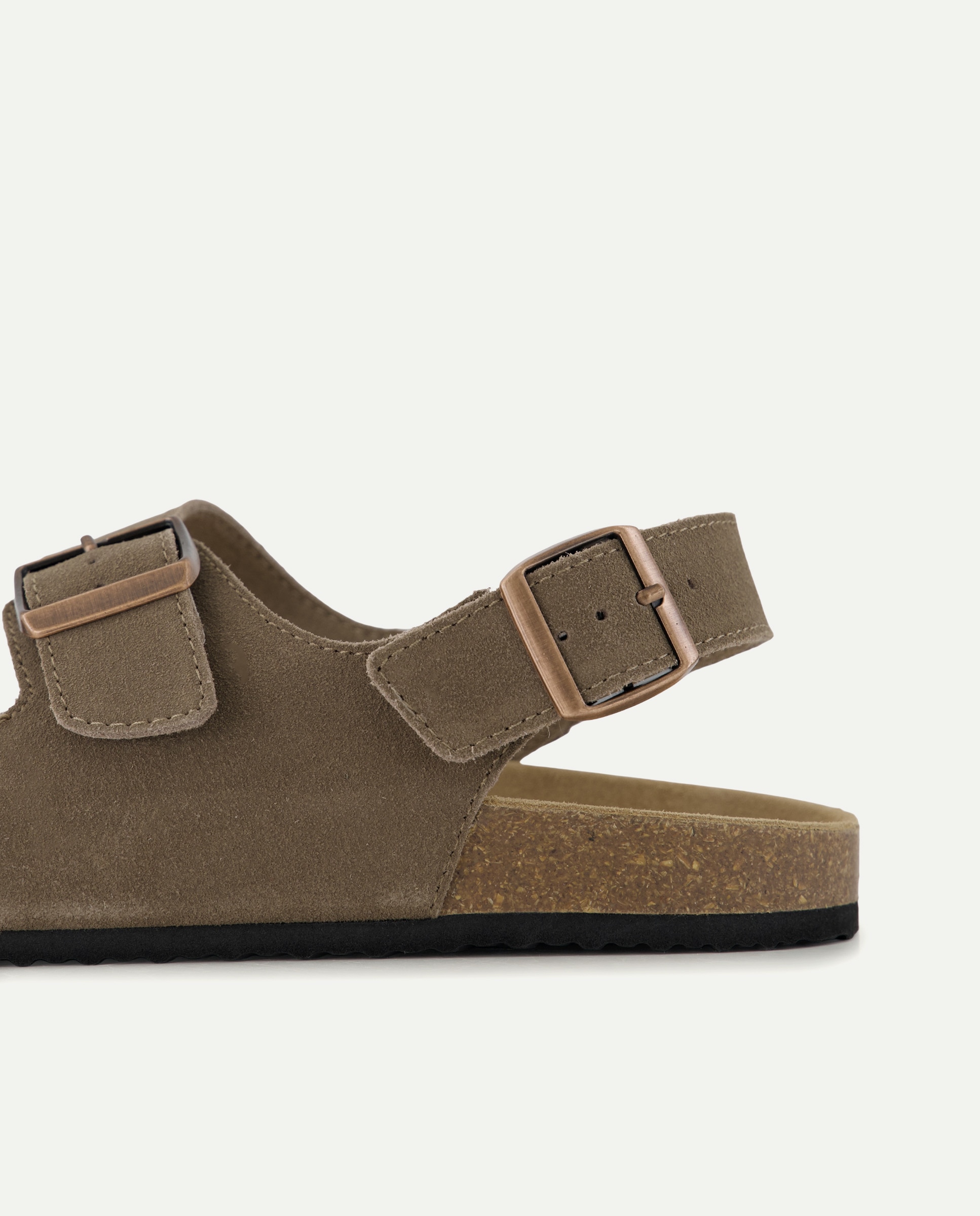 Sandálias Fechadas Castanho-5