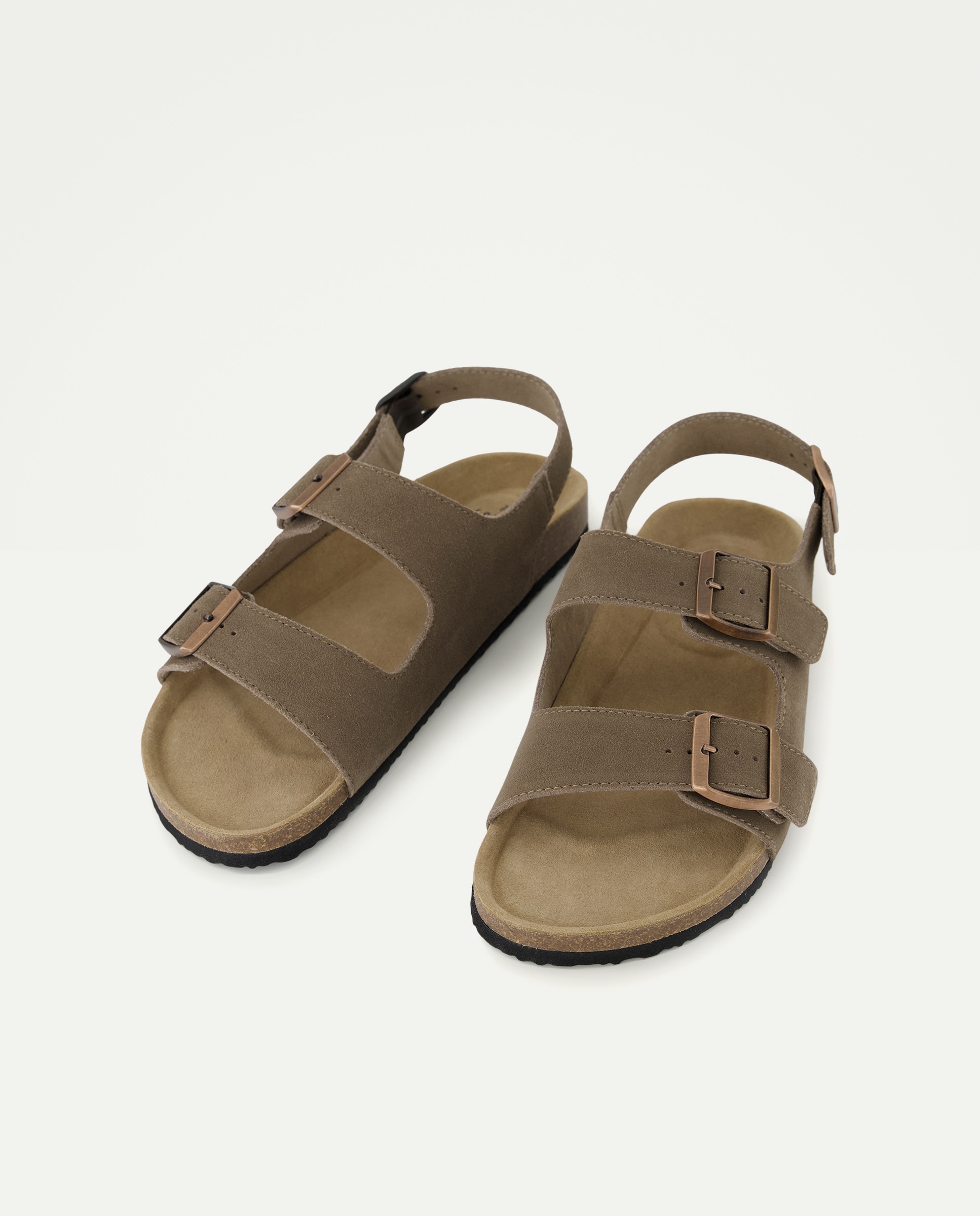 Sandálias Fechadas Castanho-2