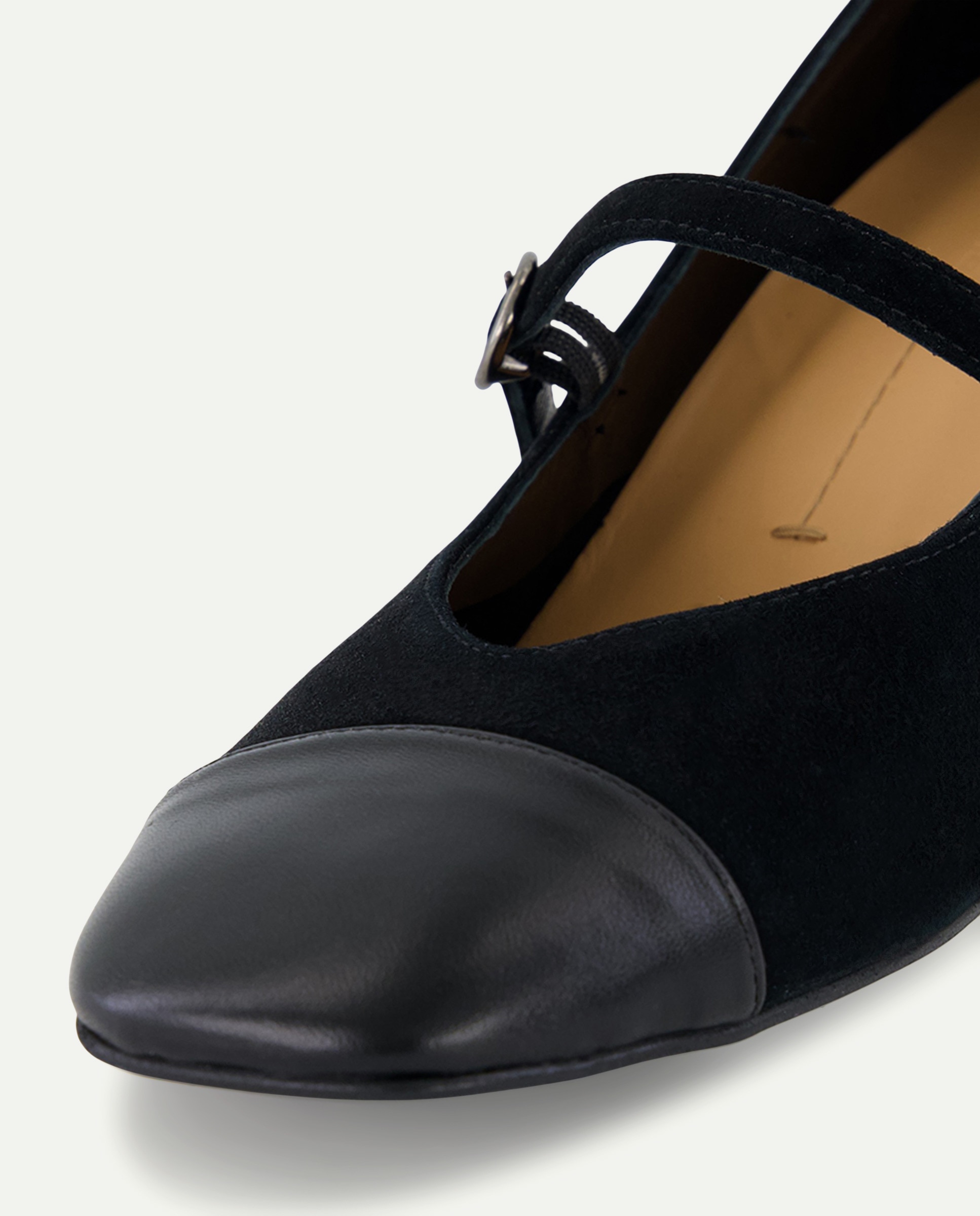 Sapatos de Presilha com Salto e Pulseira Preto-5