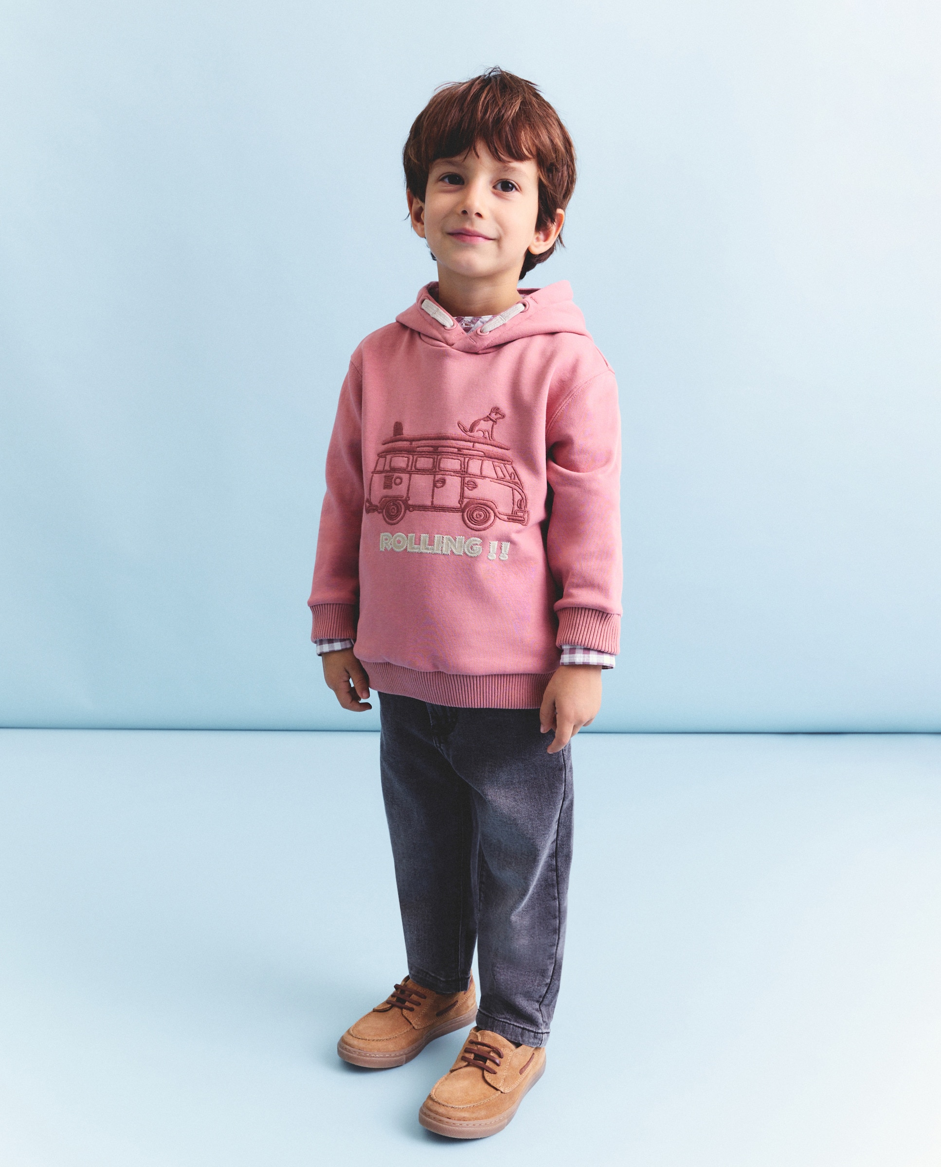 Sweatshirt com Capuz Waffle, Bolso Regular e Desenho Rolling Van 220 Rosa Pálido-1