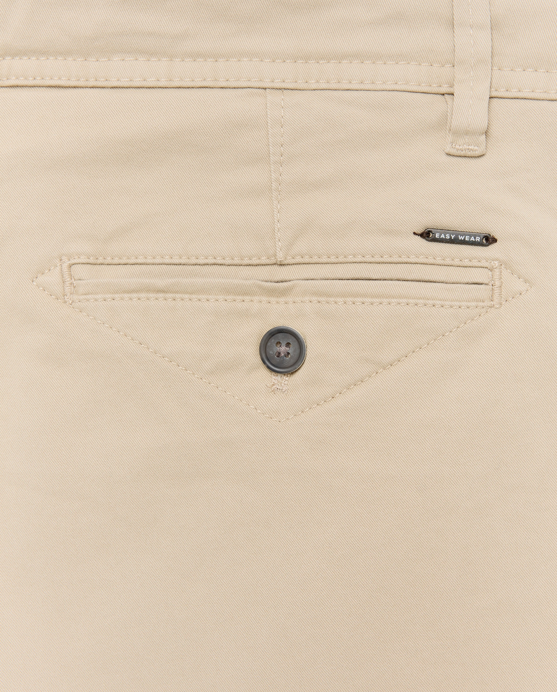 Bermudas Chino em Algodão Stretch Bege-5