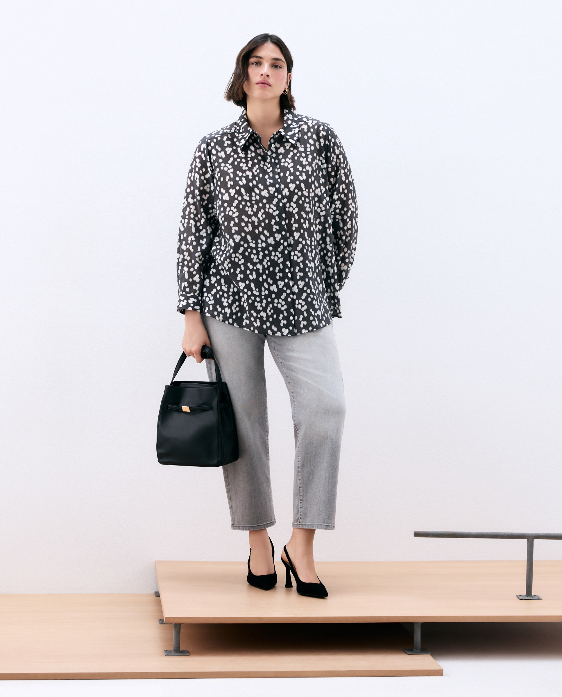 Camisa de Manga Comprida com Estampado às Bolinhas Preto-1