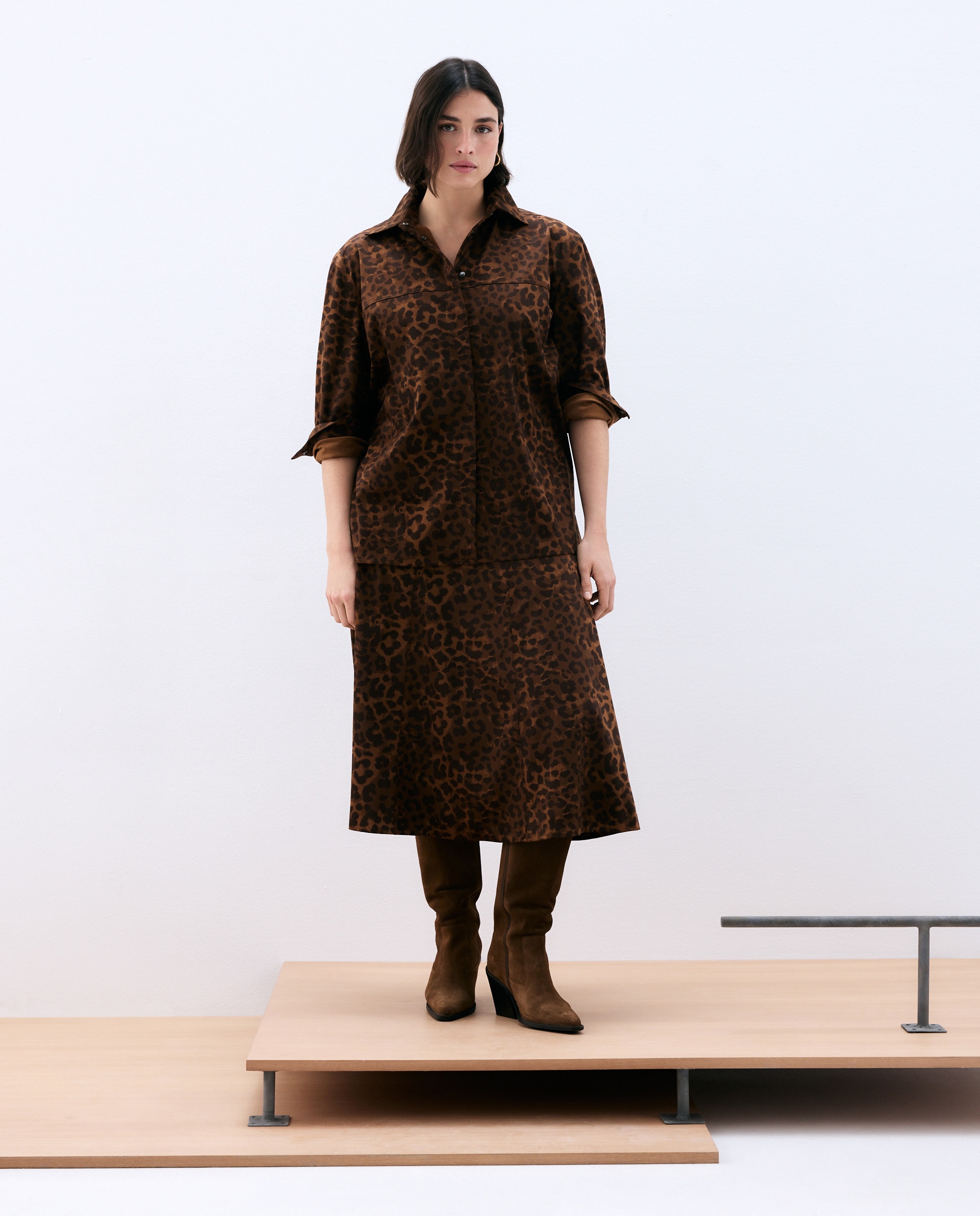 Sobrecamisa de Camurcina com Animal Print Castanho-2