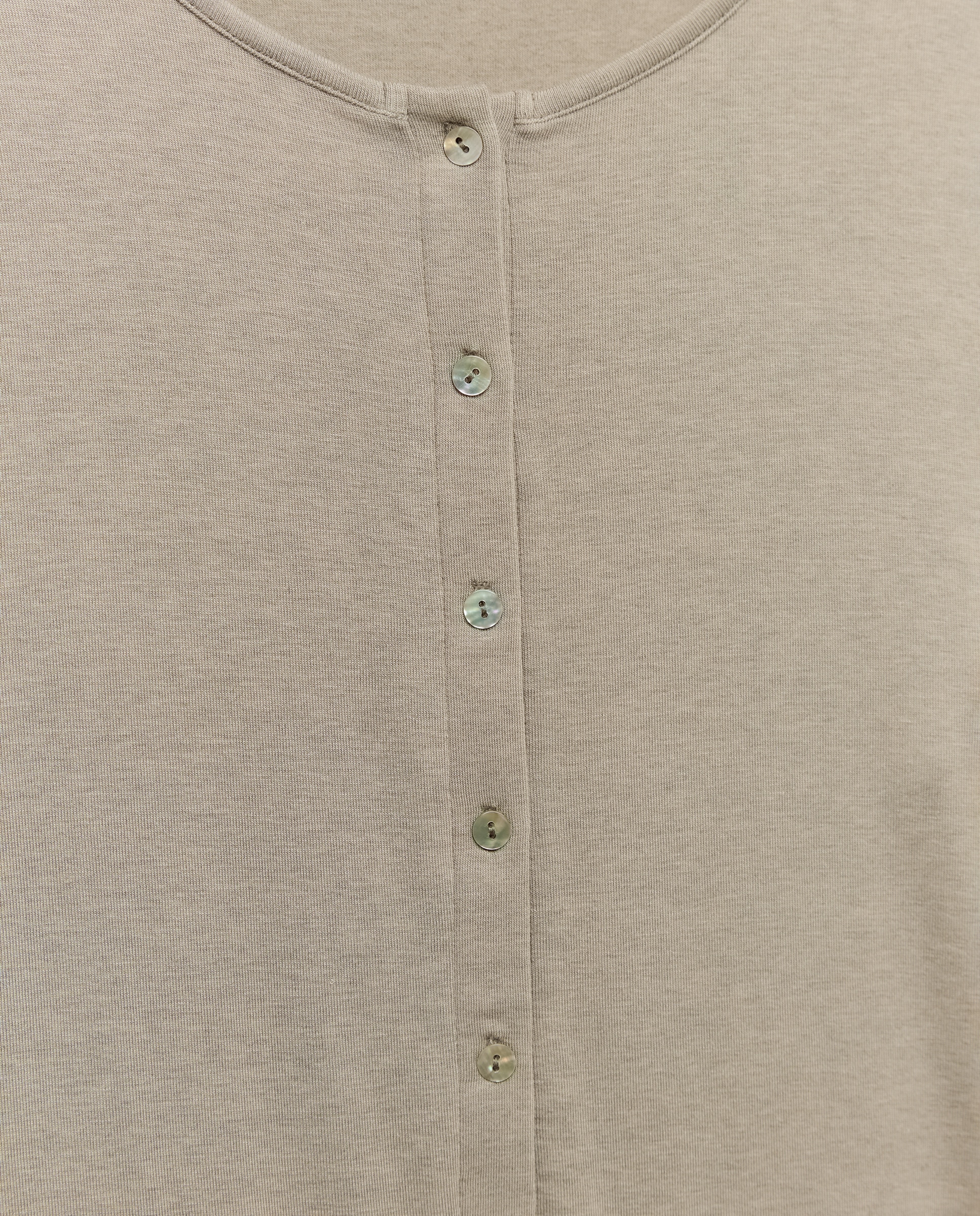 T-shirt com gola com botões 520 Caqui-5