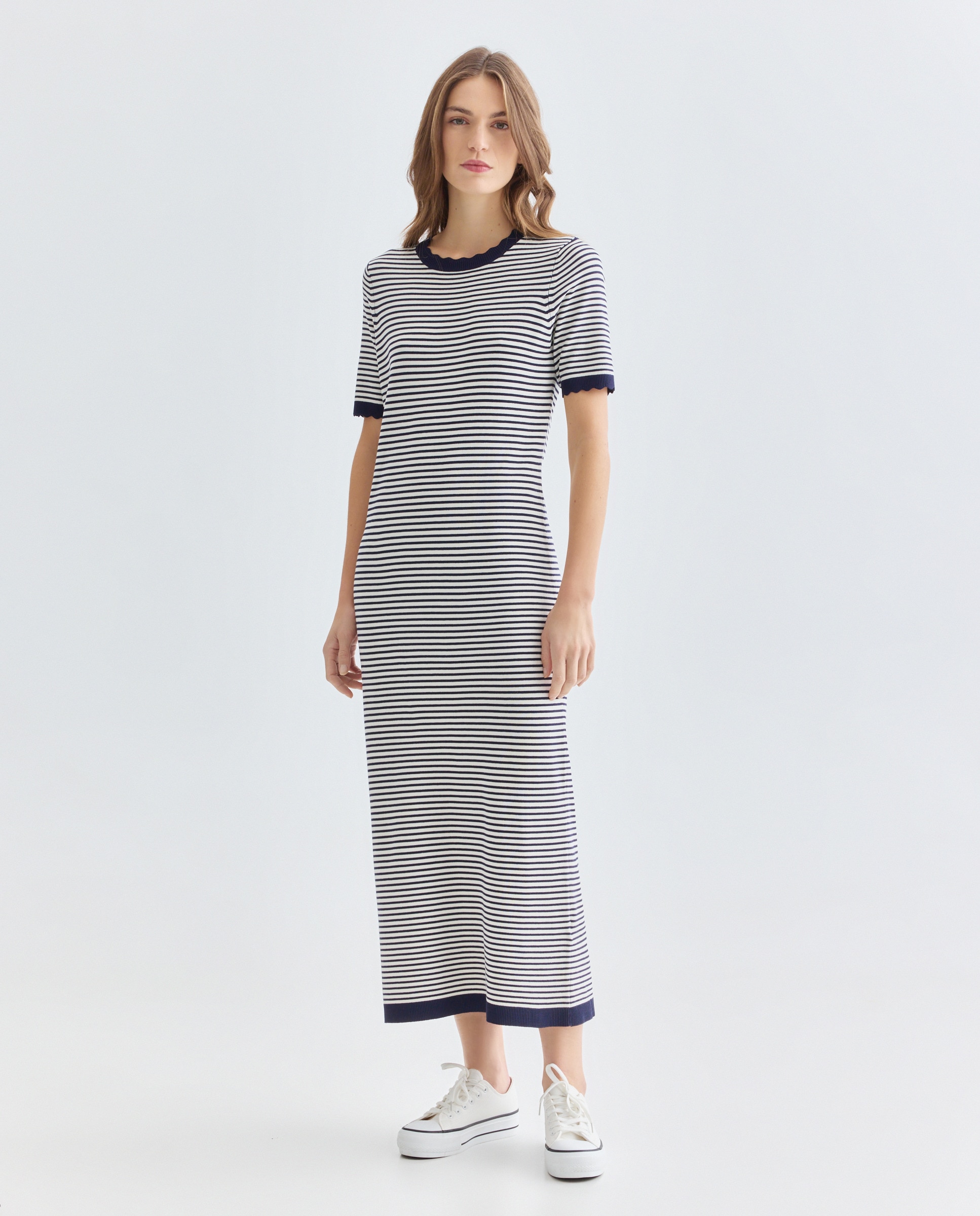 Vestido de mujer manga corta con ribete festonado Azul-2