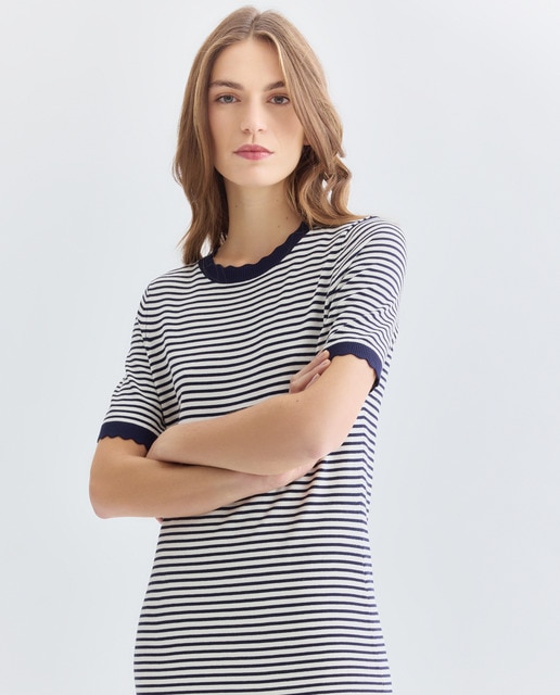 Imagen 0 de Vestido de mujer manga corta con ribete festonado