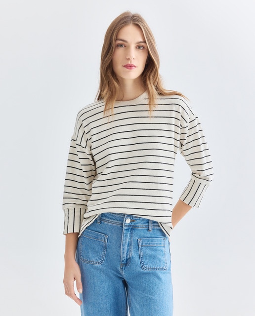 Imagen 0 de Camiseta de mujer cuello caja con lazada lateral