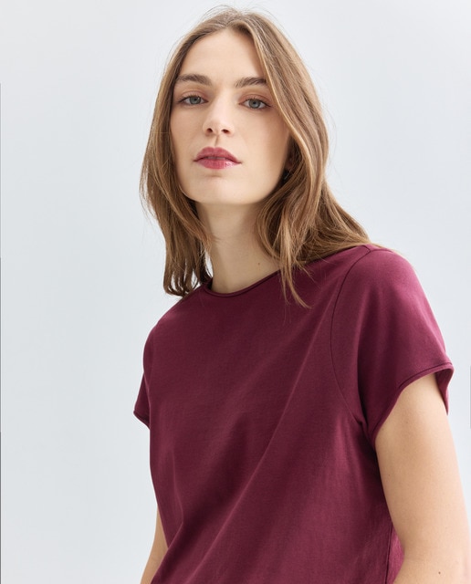 Imagen 0 de Camiseta básica de mujer cuello caja