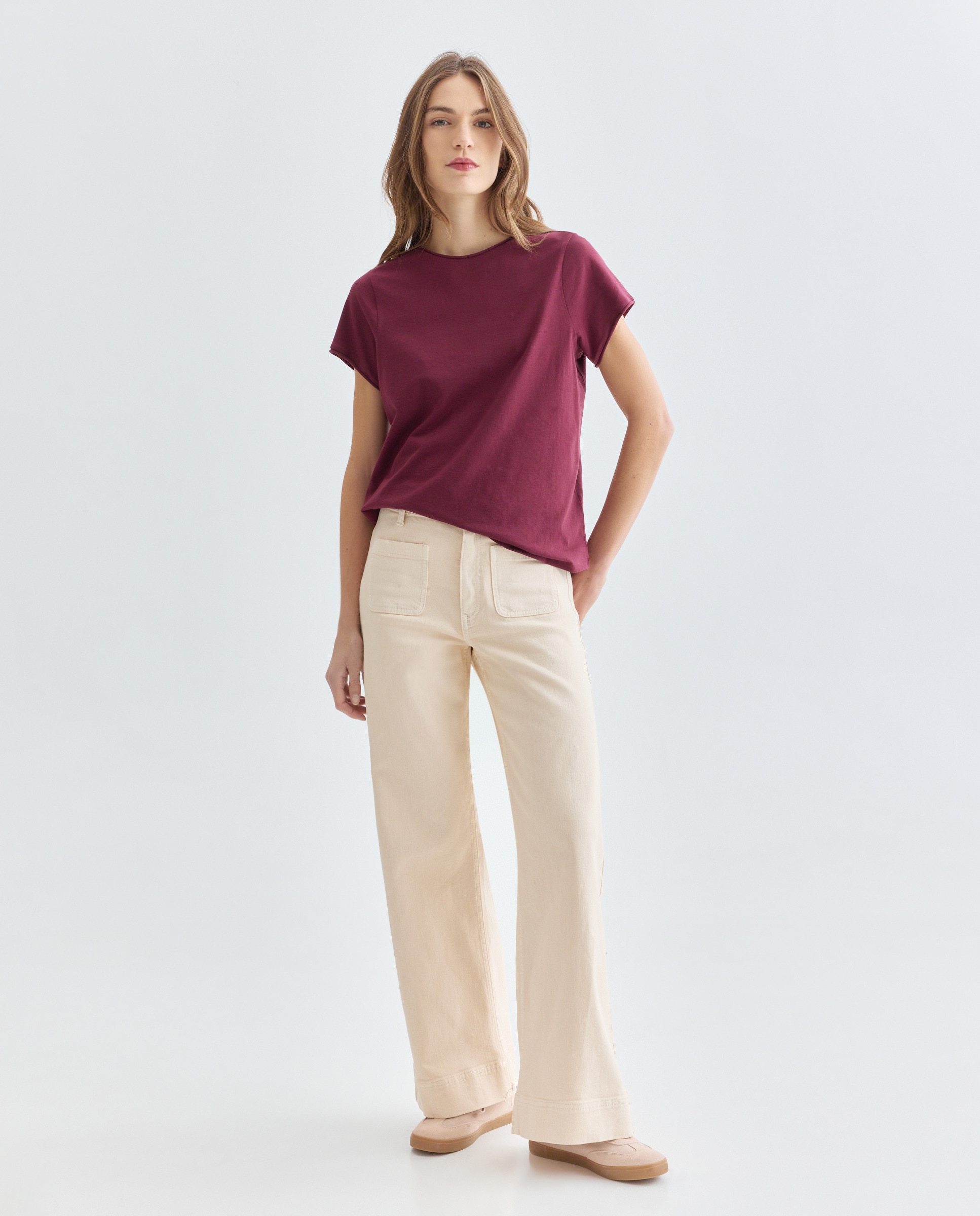 Camiseta básica de mujer cuello caja Ciruela-2