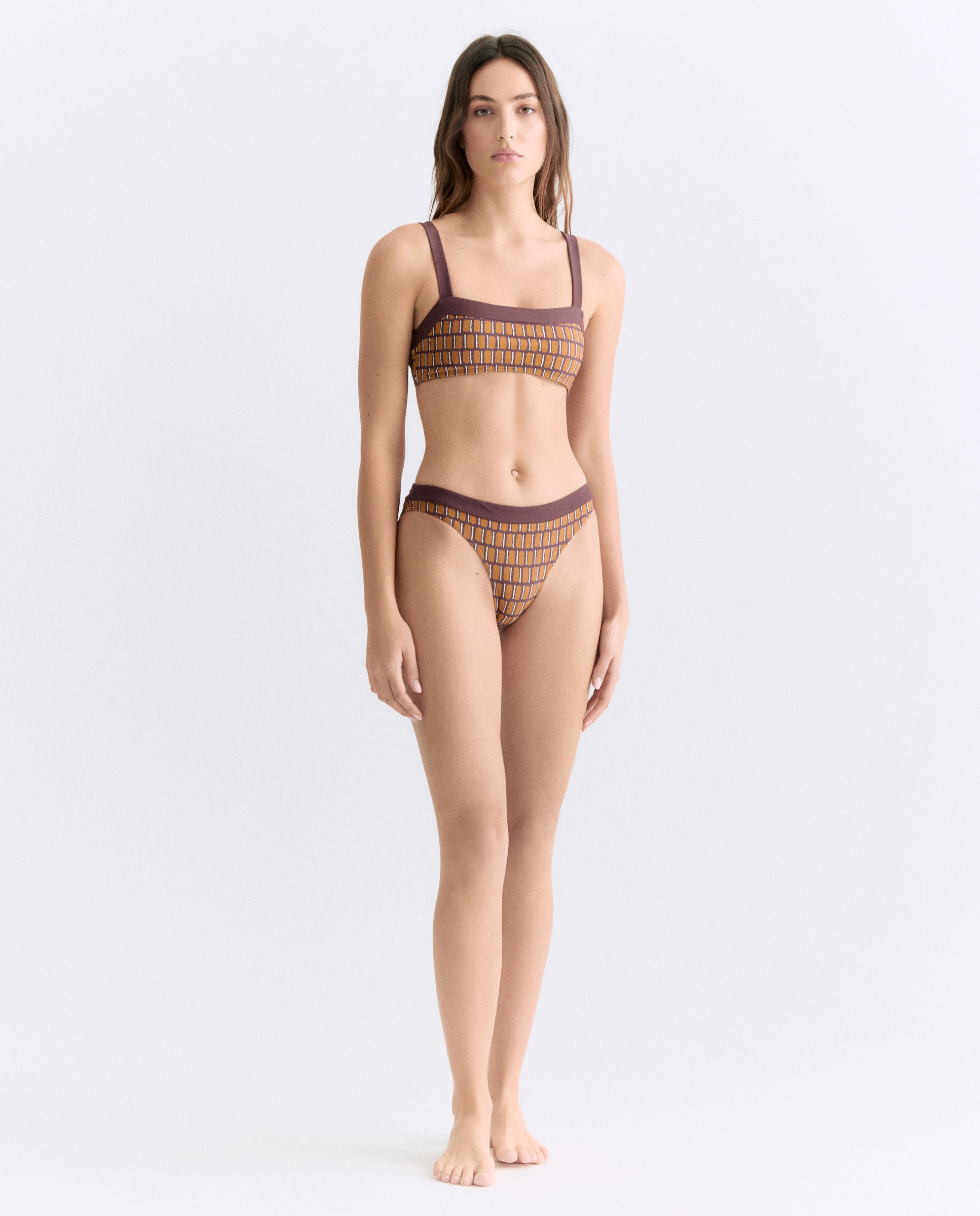 Imagen 0 de Bikni mujer escote recto contraste