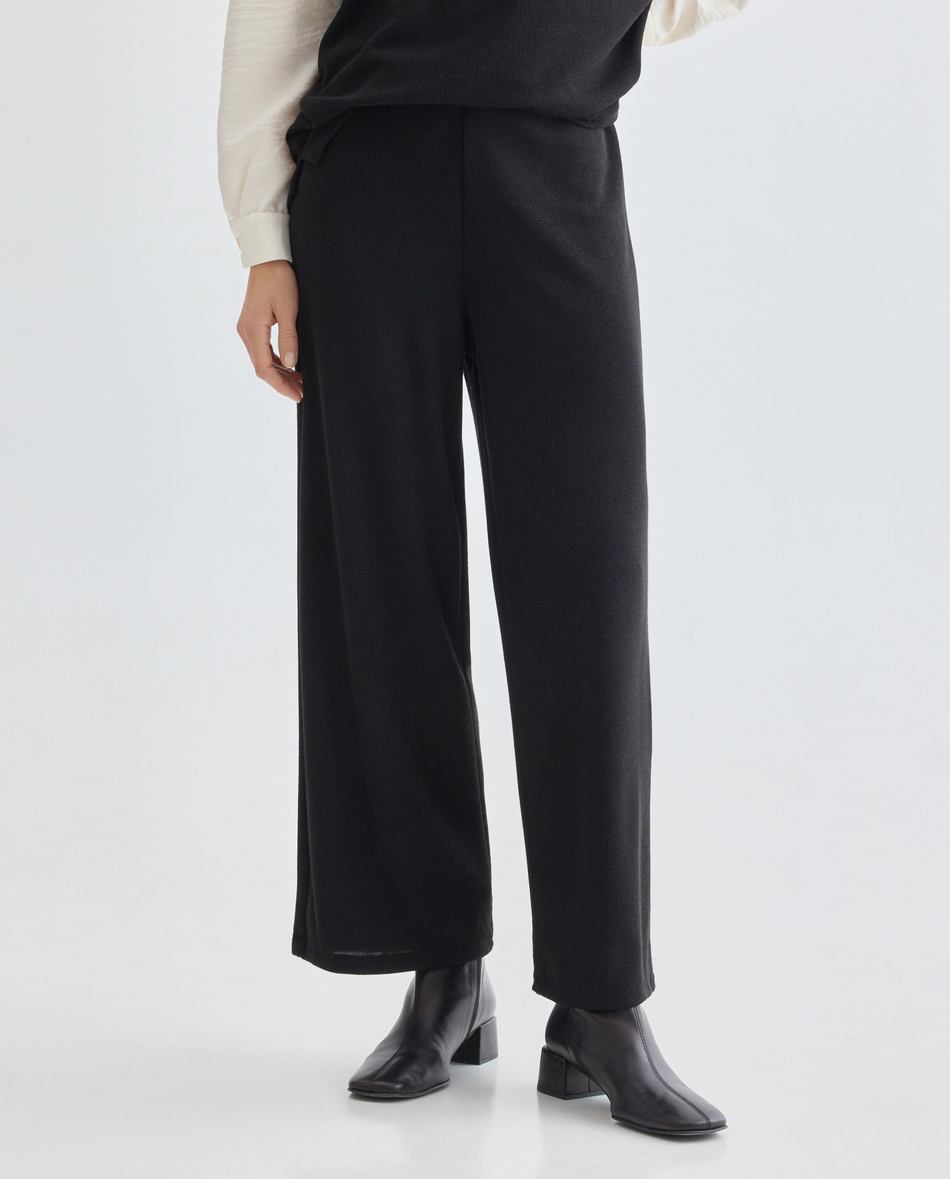 Calças lisas de mulher Preto-2