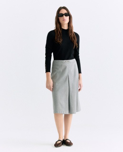 Imagem 0 de Saia Lisa com Adorno