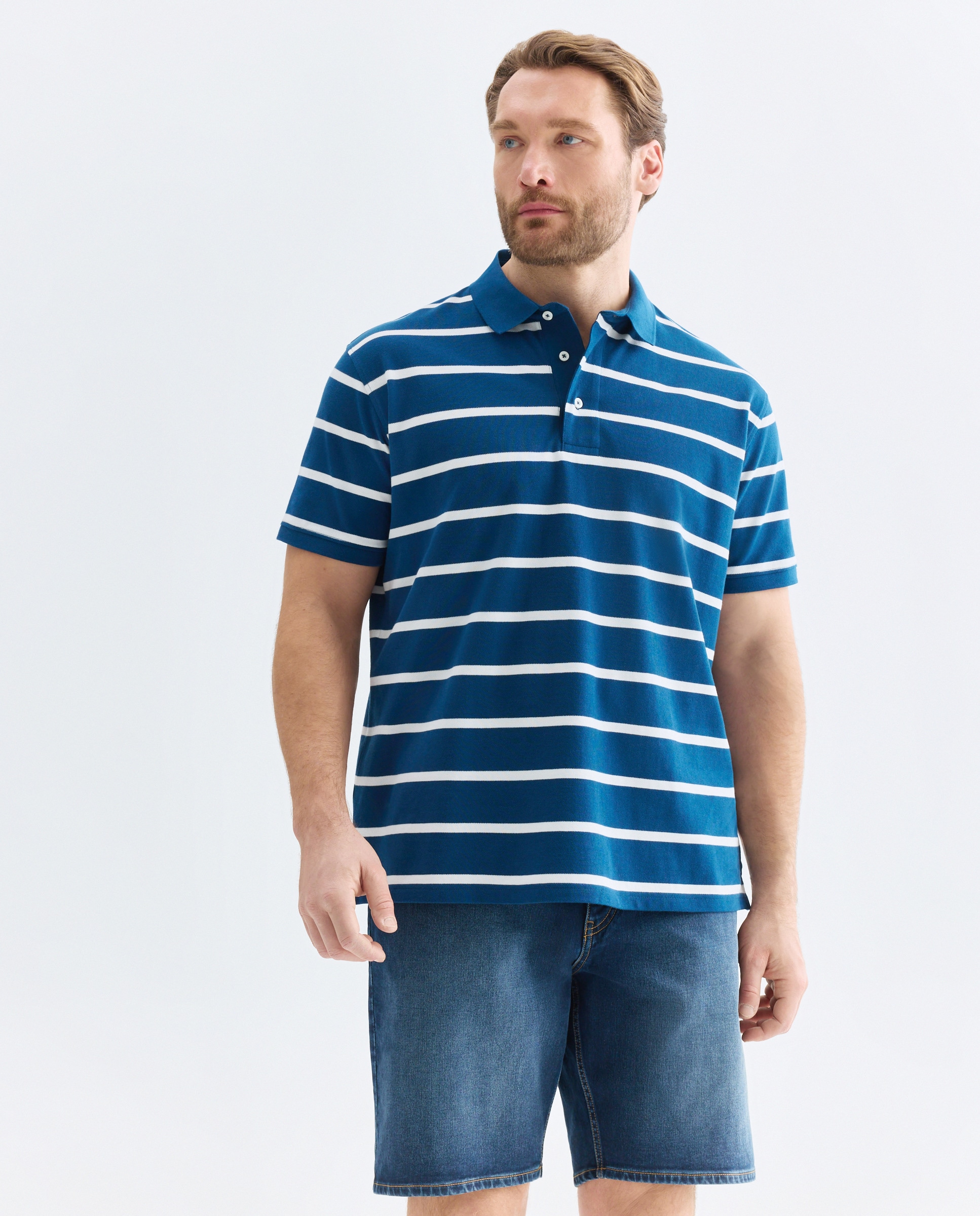 Imagem 0 de Polo Piqué às Riscas com Manga Curta