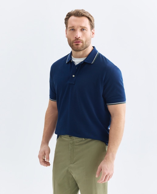 Imagem 0 de Polo Piqué Liso com Manga Curta e Vivos no Colarinho Tamanhos Grandes