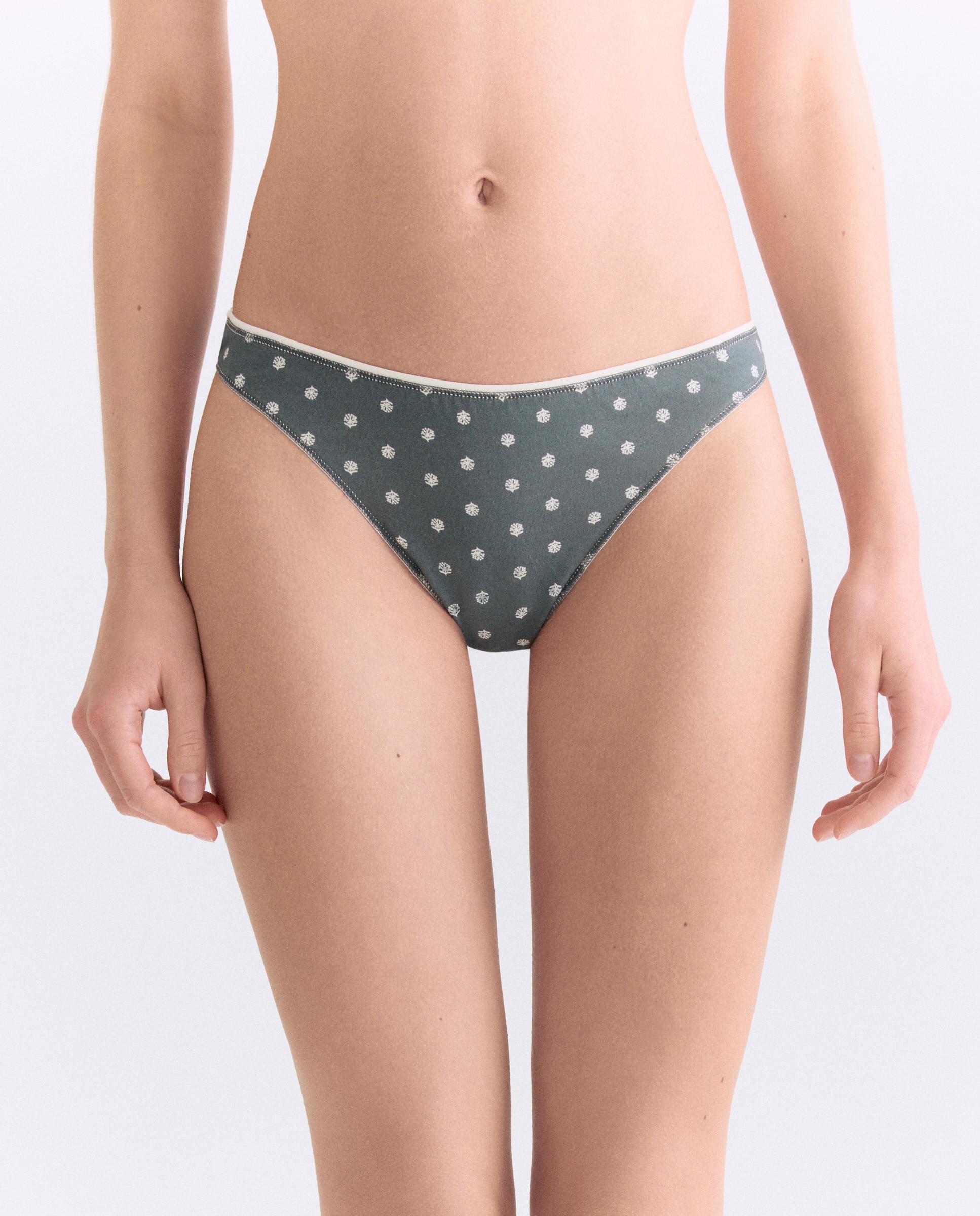 Imagen 0 de Pack 5 tangas de mujer algodón estampdos