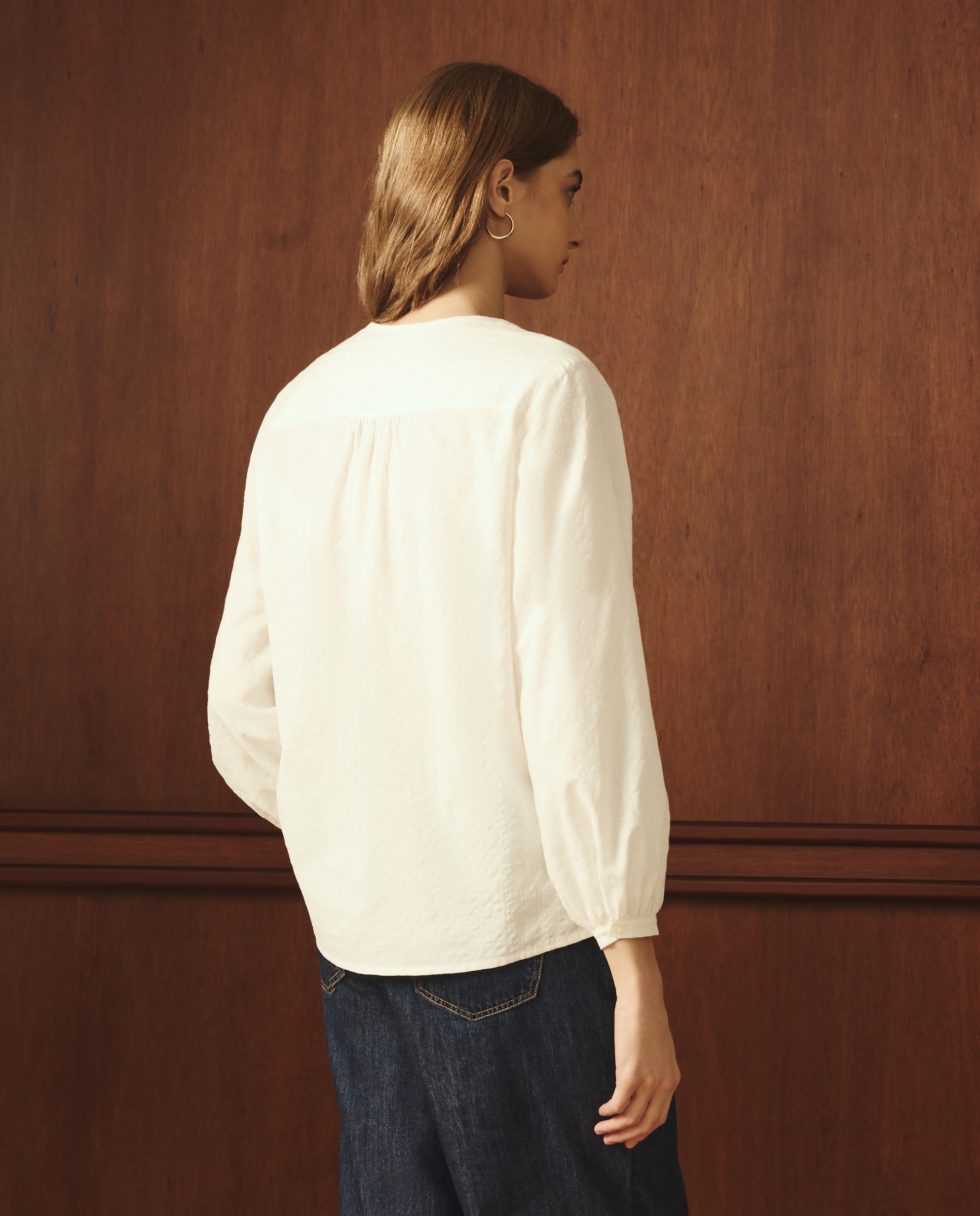 Blusa de Manga Comprida com Bordado de Folhas Branco-3