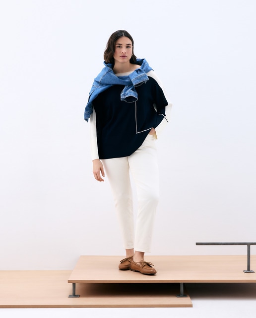 Imagem 0 de Camisola de Malha com Decote à Barco e Color Block