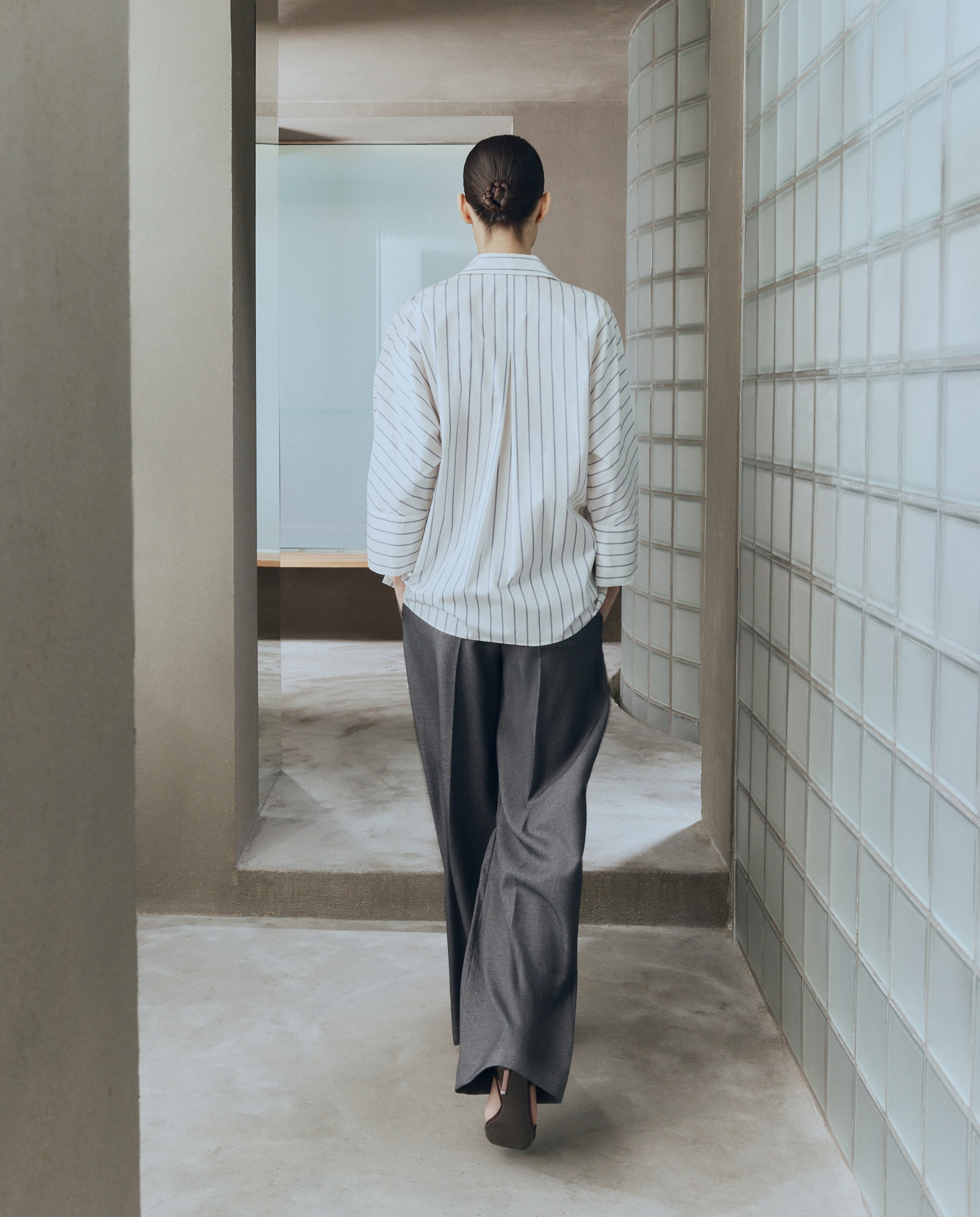 Camisa de Popelina com Botão Dourado Azul-2