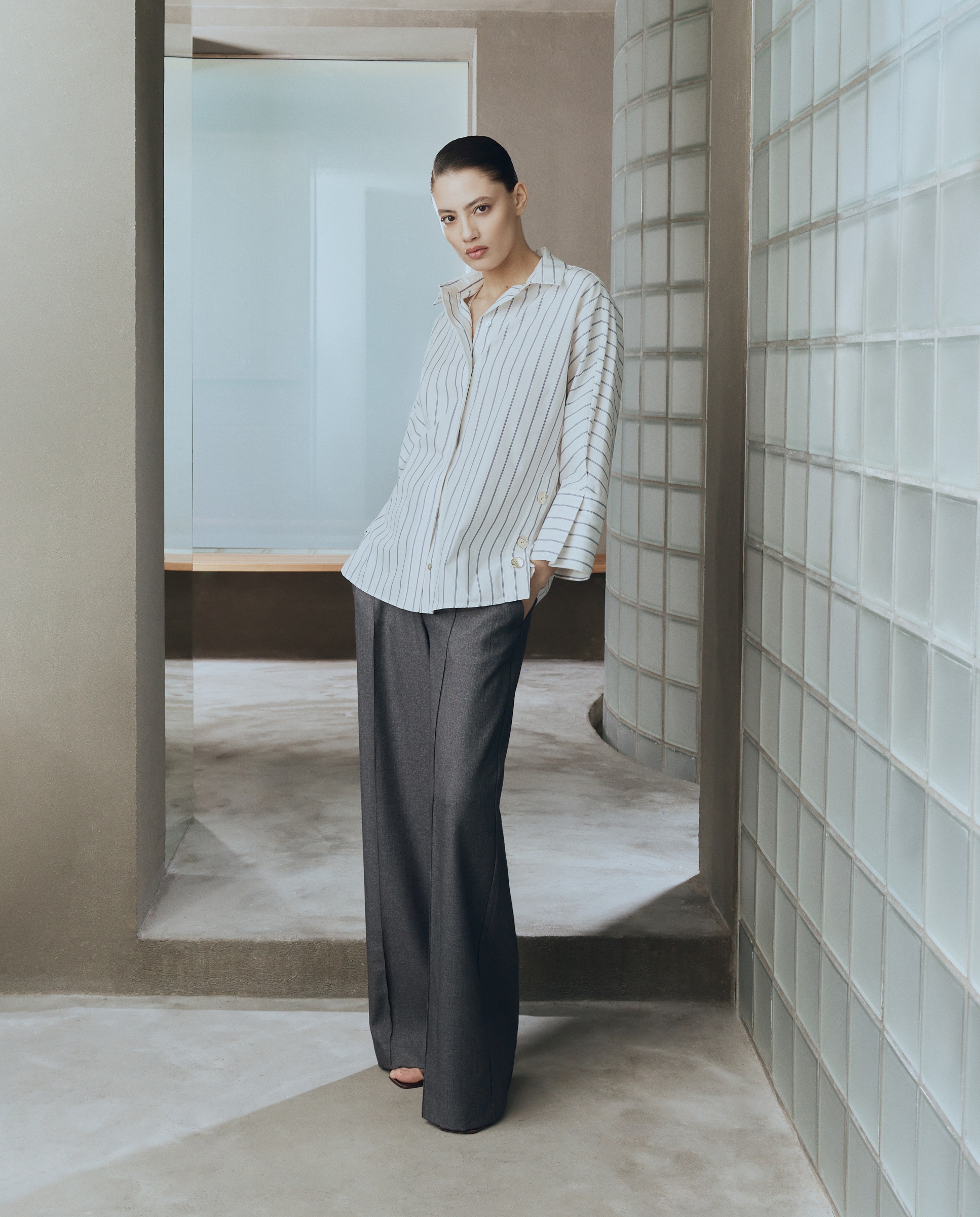 Camisa de Popelina com Botão Dourado Azul-1