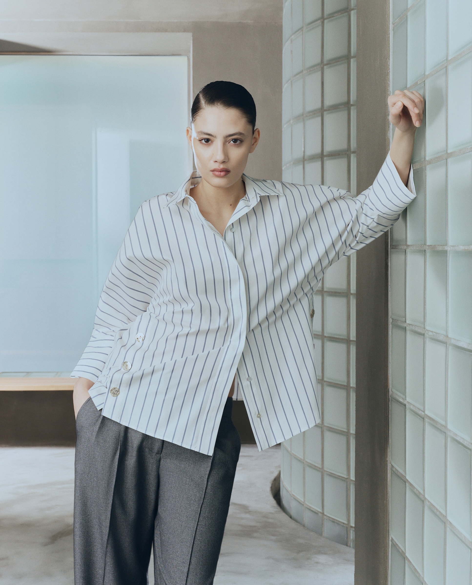 Camisa de Popelina com Botão Dourado Azul-3