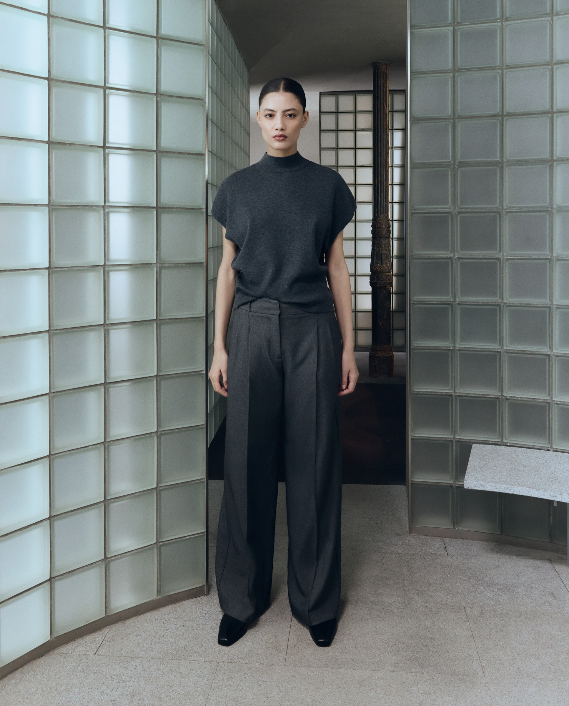 Calças largas com falso liso 820 Cinzento Médio-1