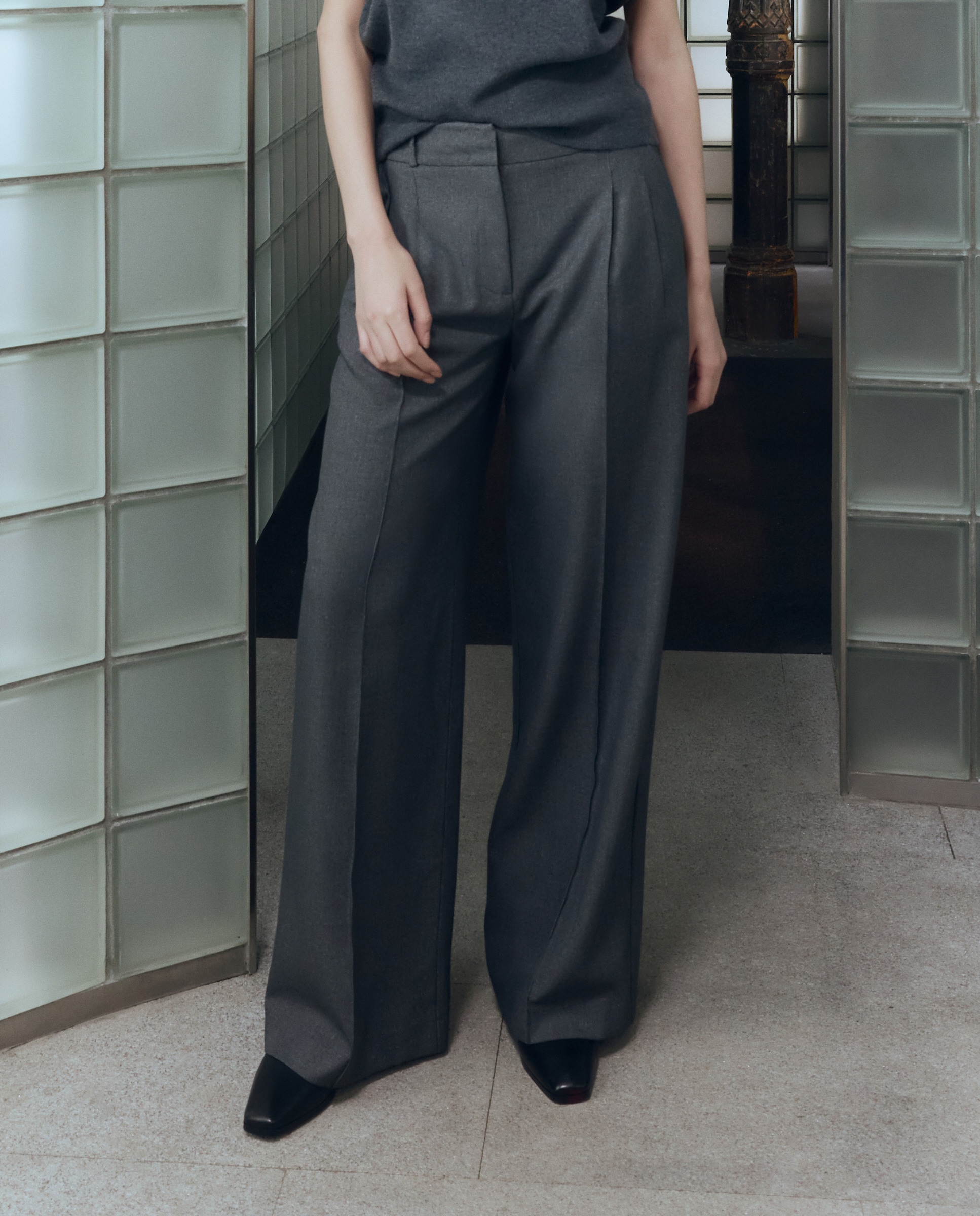 Calças largas com falso liso 820 Cinzento Médio-2